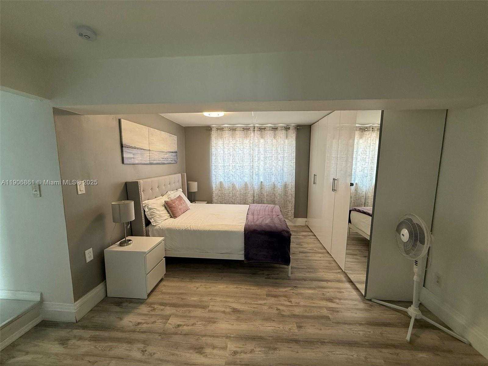 Small Image of 245 189TH TER, Sunny Isles Beach Number 16