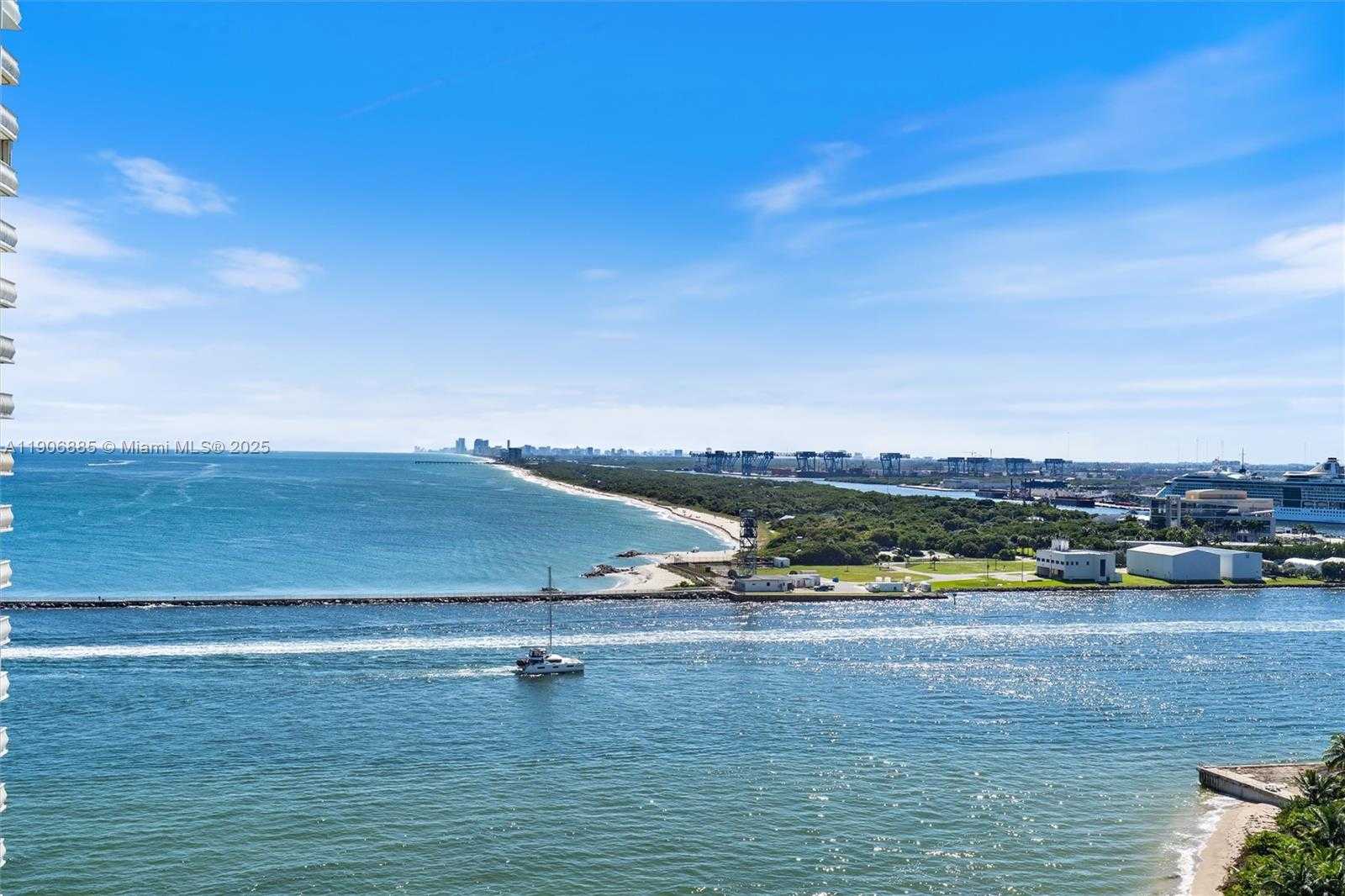 Small Image of 2100 SOUTH OCEAN LN #1710, Fort Lauderdale Number 3