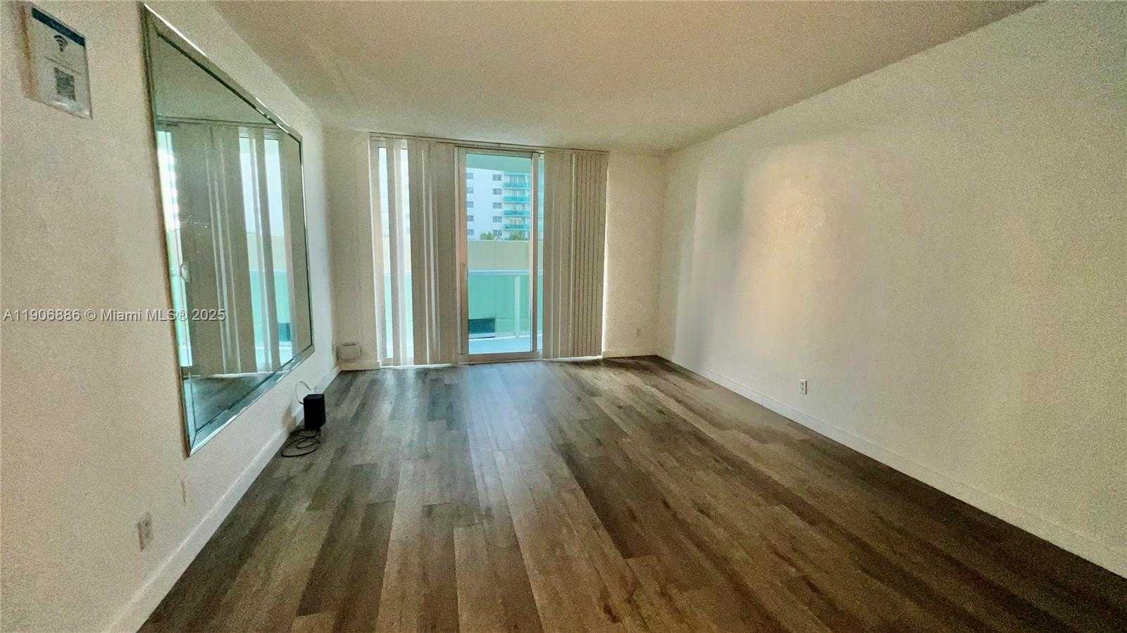Small Image of 3901 SOUTH OCEAN DR #3C, Hollywood Number 2