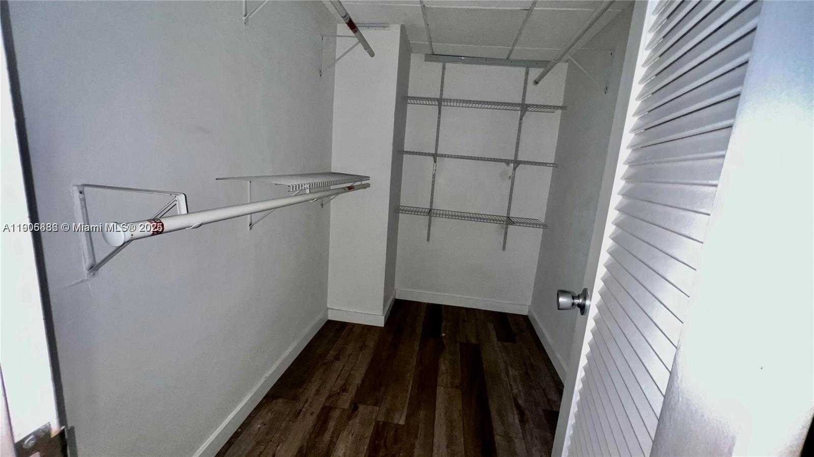 Small Image of 3901 SOUTH OCEAN DR #3C, Hollywood Number 7