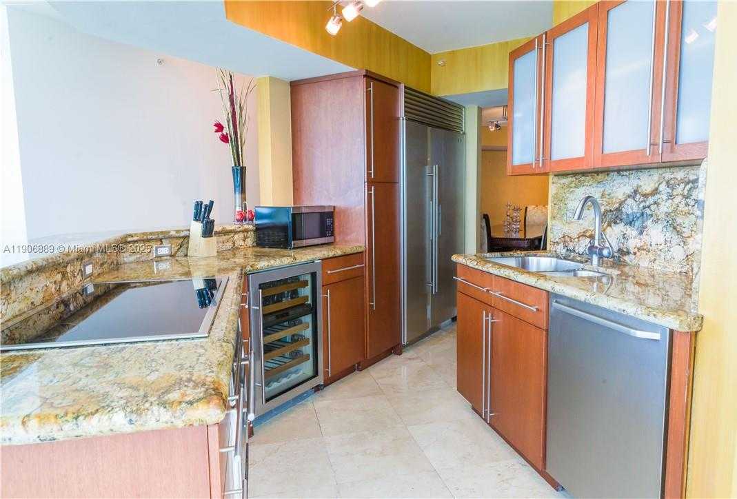 Small Image of 6301 COLLINS AVE #2401, Miami Beach Number 20