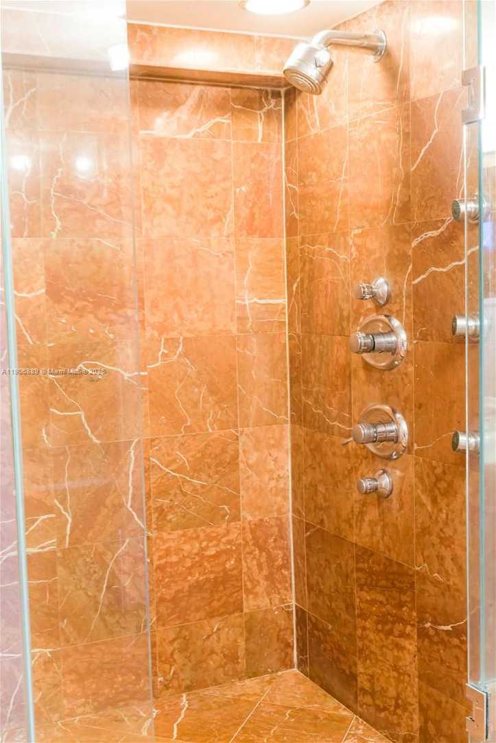 Small Image of 6301 COLLINS AVE #2401, Miami Beach Number 34