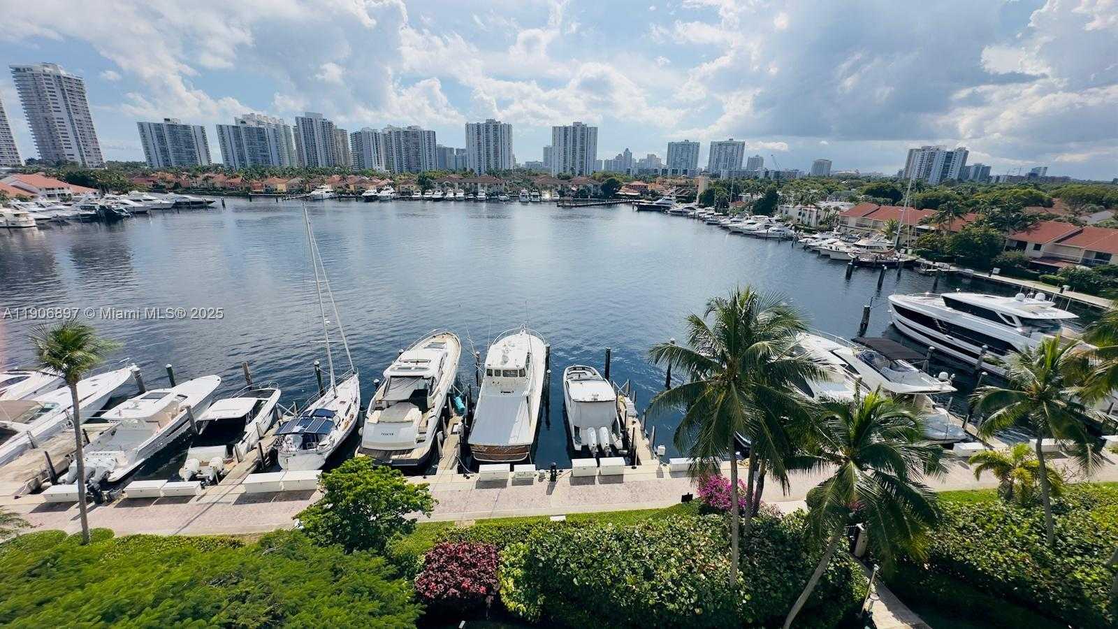 Small Image of 3610 YACHT CLUB DR #609, Aventura Number 18