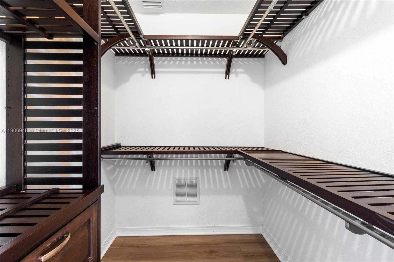 Small Image of 21344 SOUTH ESCONDIDO WAY S, Boca Raton Number 11