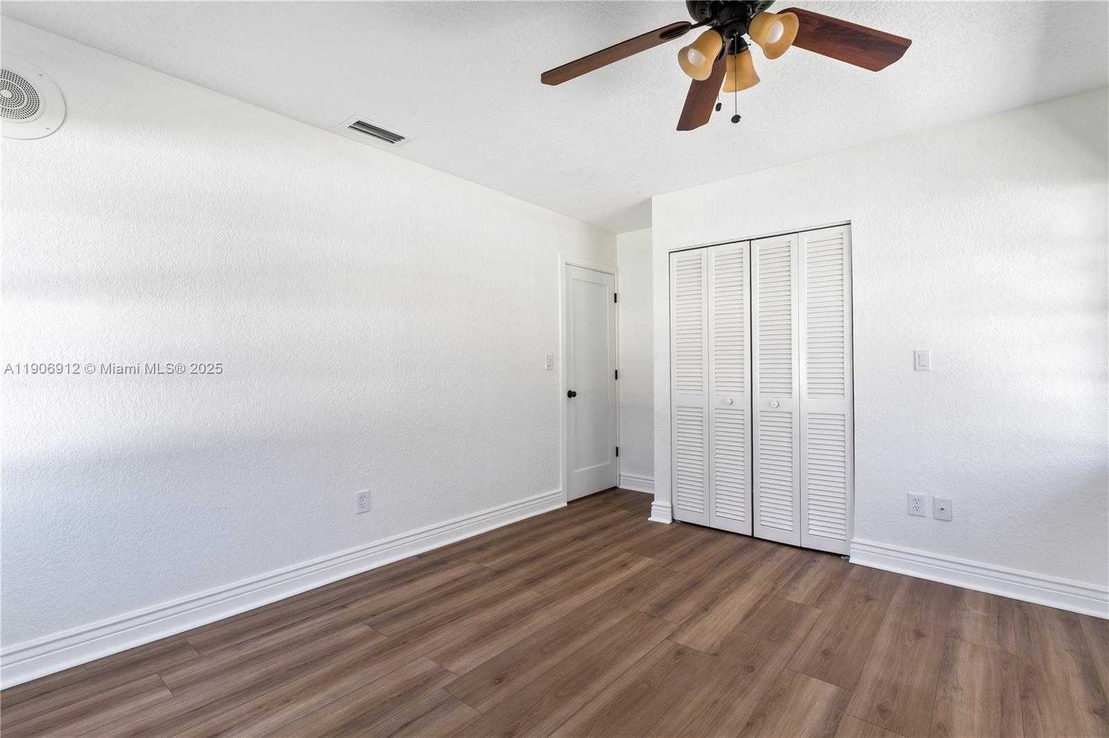 Small Image of 21344 SOUTH ESCONDIDO WAY S, Boca Raton Number 12