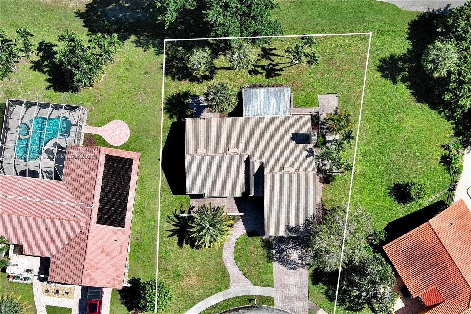 Small Image of 21344 SOUTH ESCONDIDO WAY S, Boca Raton Number 21