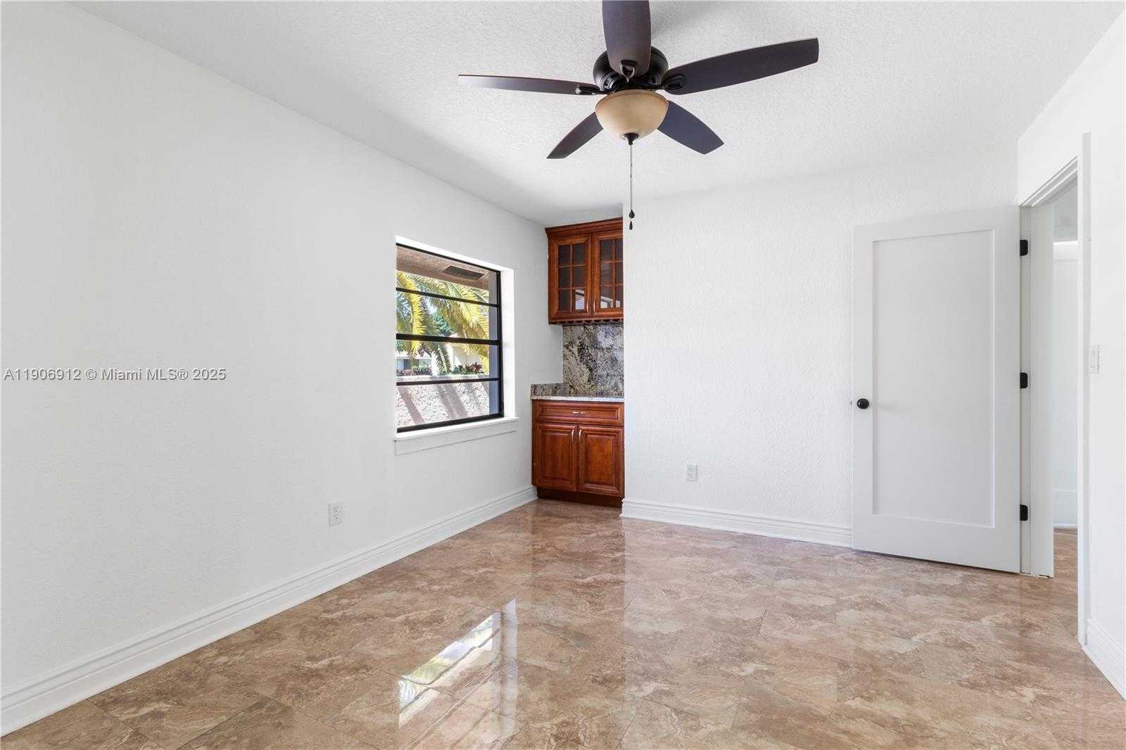 Small Image of 21344 SOUTH ESCONDIDO WAY S, Boca Raton Number 7