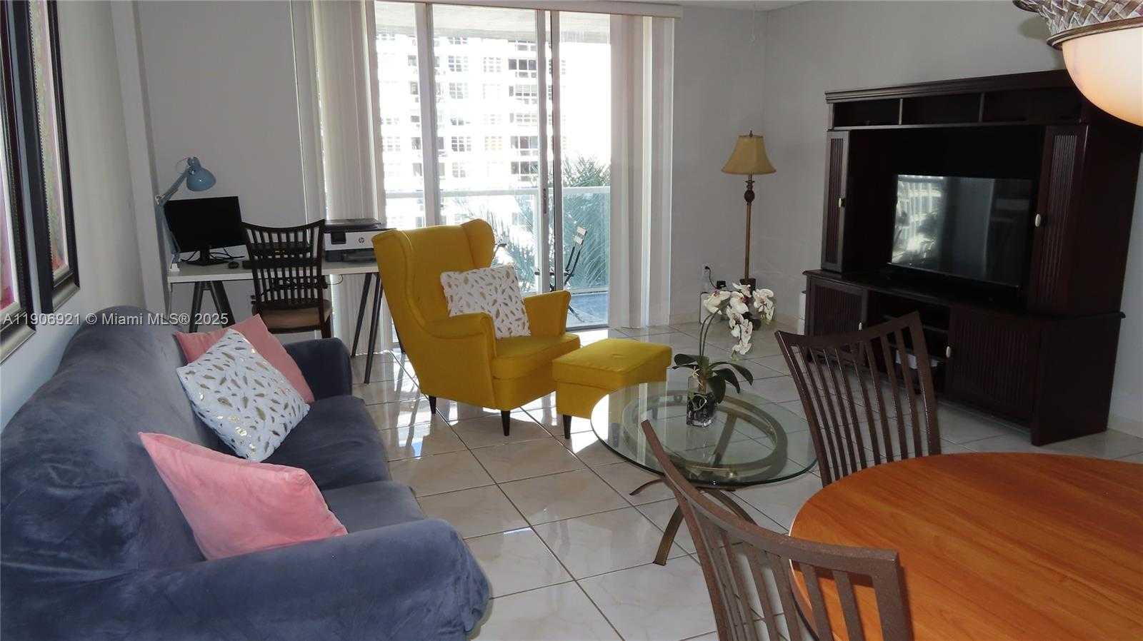 Small Image of 5701 COLLINS AVE #511, Miami Beach Number 7