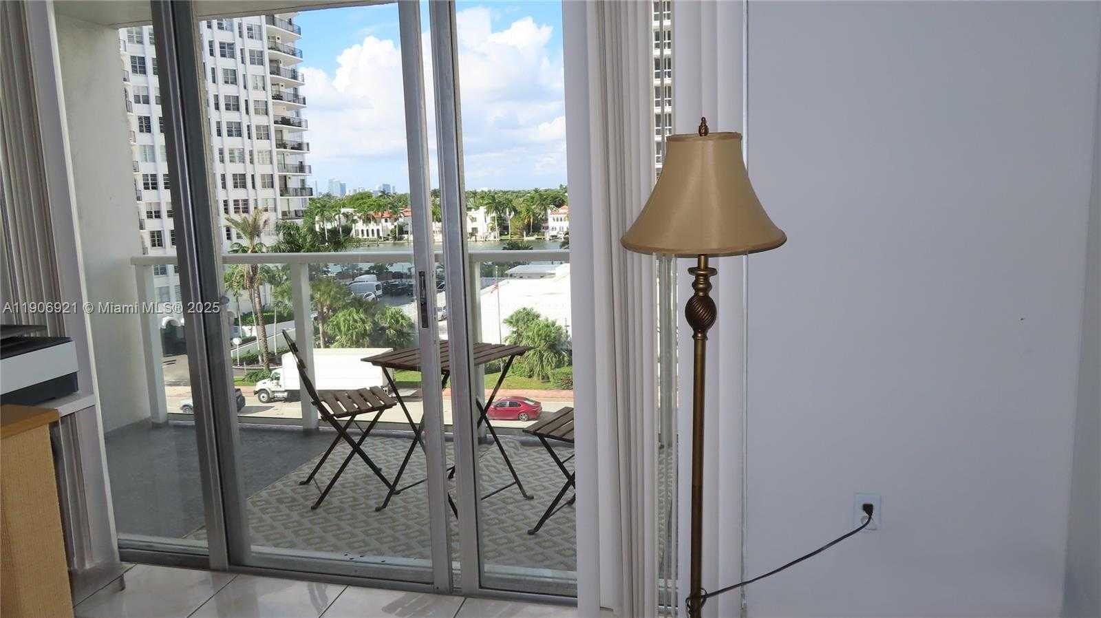 Small Image of 5701 COLLINS AVE #511, Miami Beach Number 8