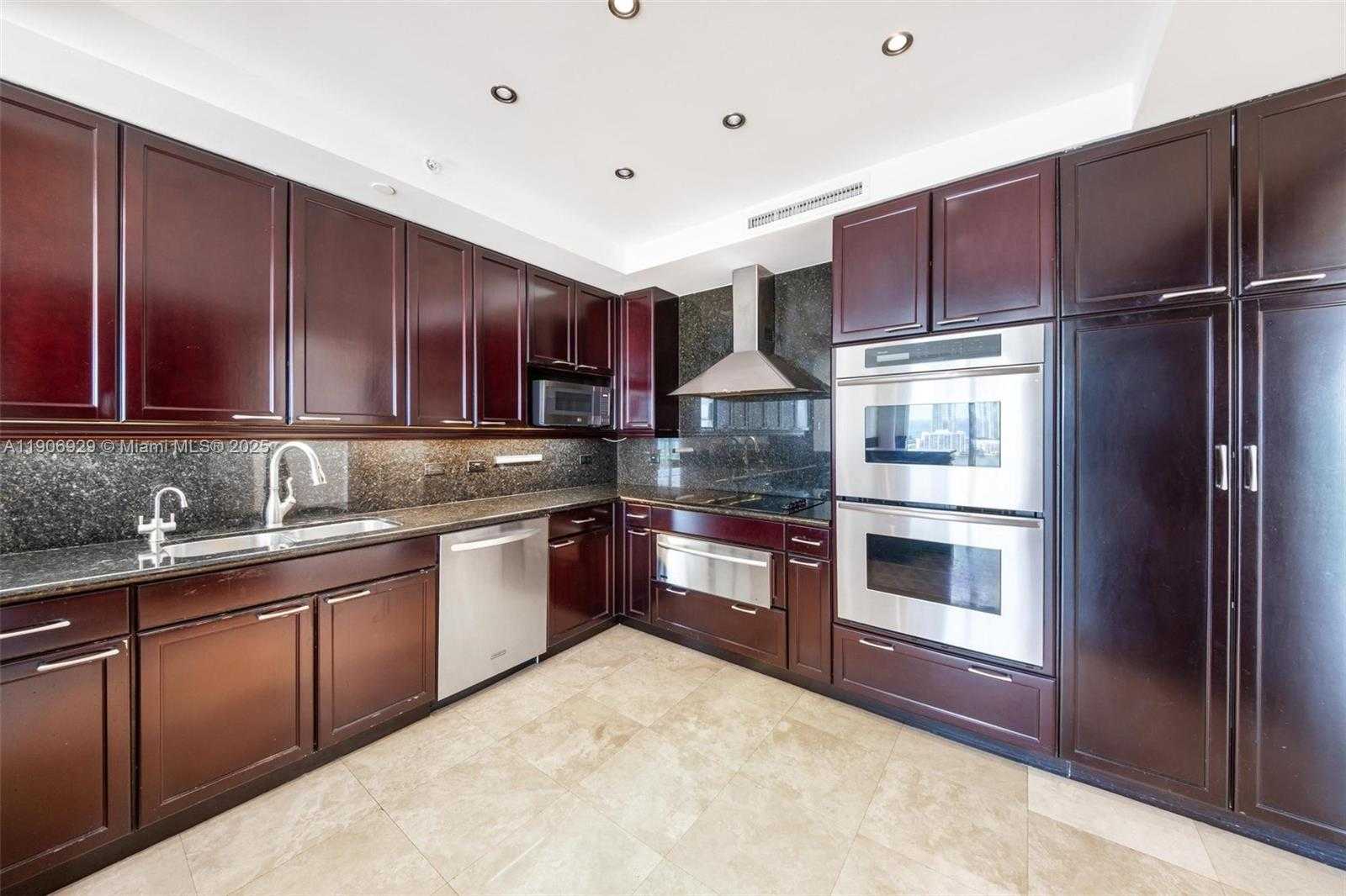 Small Image of 3201 NORTH EAST 183RD ST #2506, Aventura Number 22