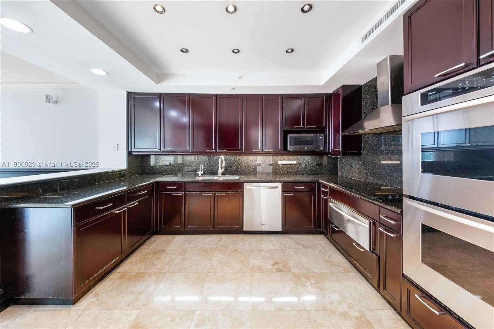 Small Image of 3201 NORTH EAST 183RD ST #2506, Aventura Number 23