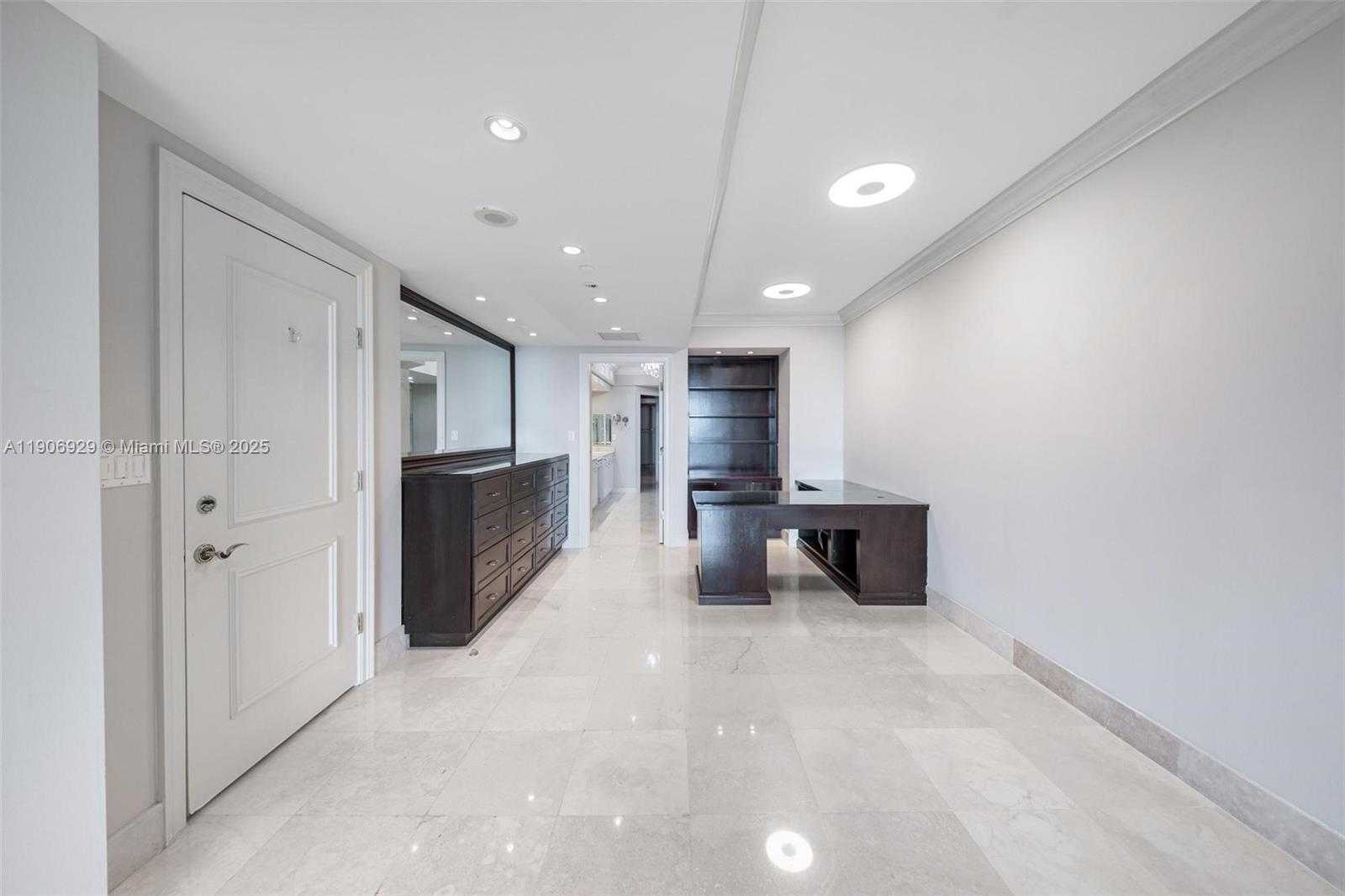 Small Image of 3201 NORTH EAST 183RD ST #2506, Aventura Number 38