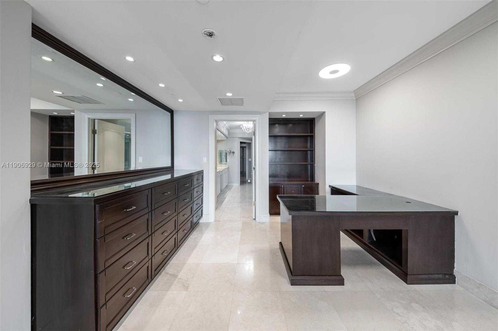 Small Image of 3201 NORTH EAST 183RD ST #2506, Aventura Number 39