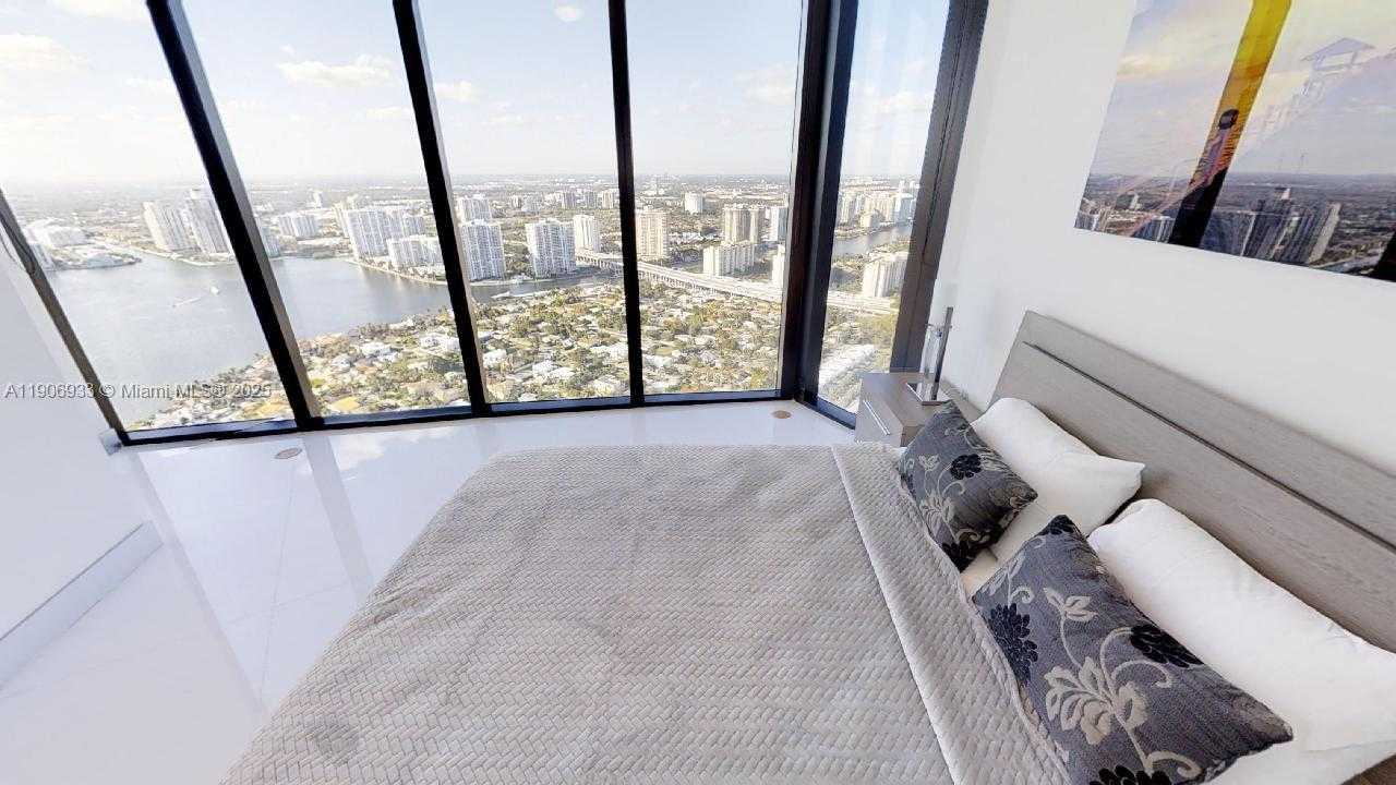 Small Image of 18555 COLLINS AVE #4804, Sunny Isles Beach Number 49