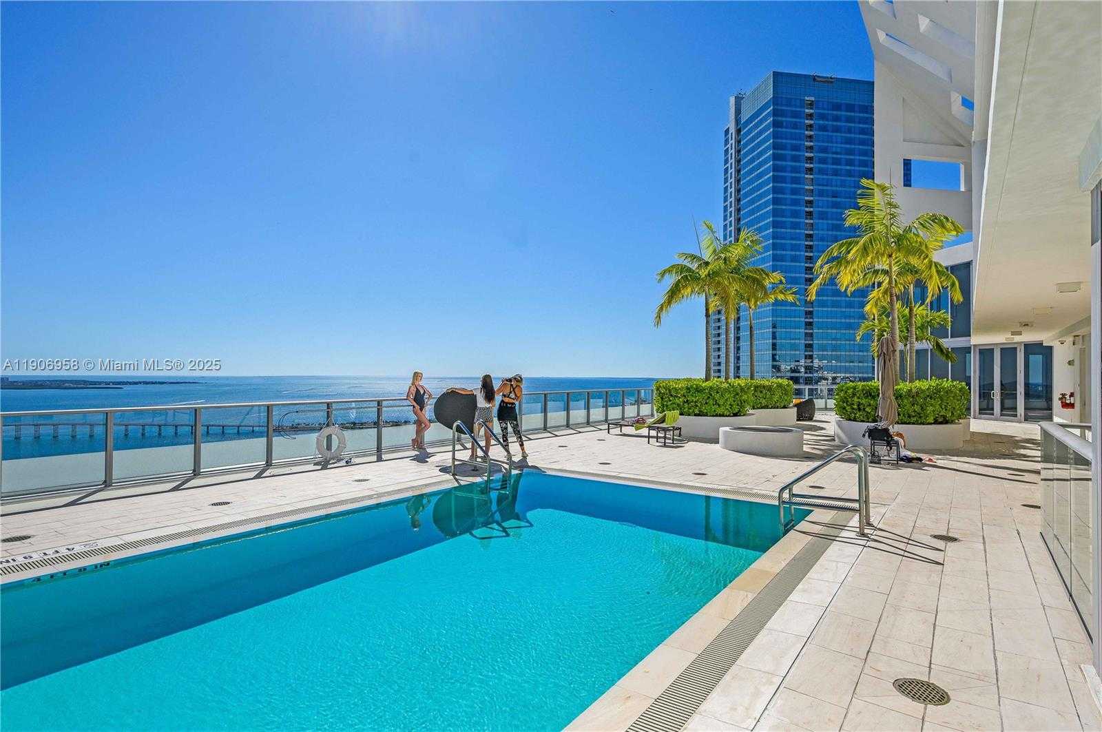 Small Image of 1300 BRICKELL BAY DR #1603, Miami Number 16