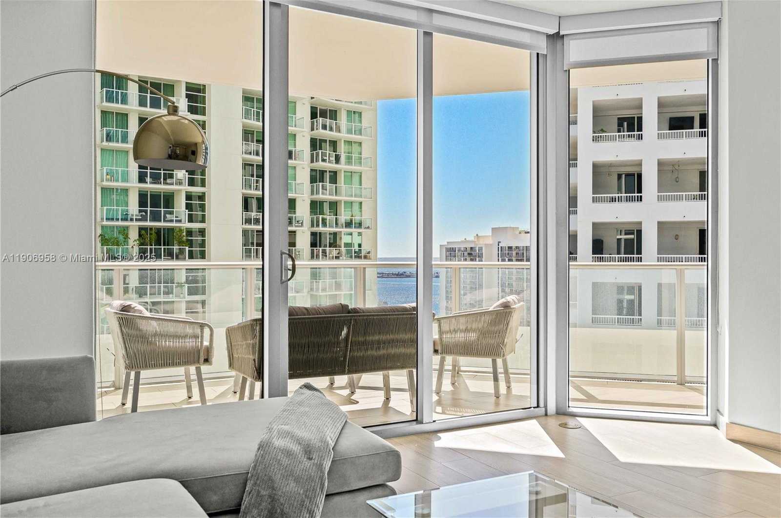 Small Image of 1300 BRICKELL BAY DR #1603, Miami Number 2