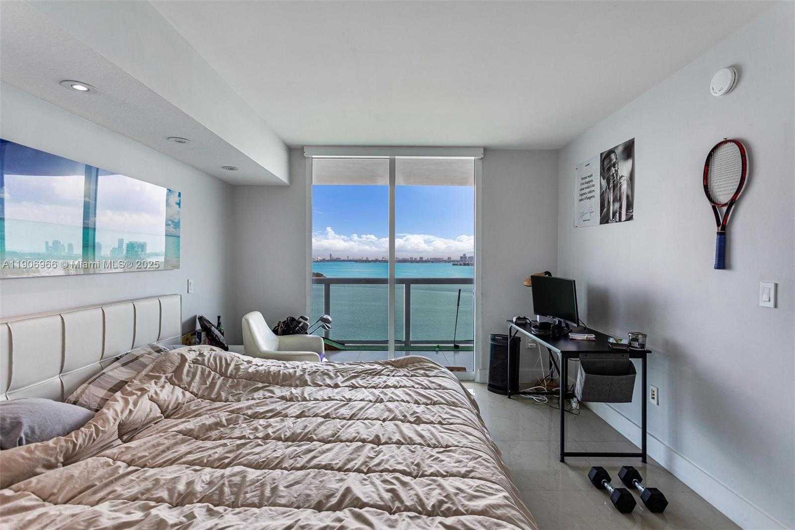 Small Image of 1800 NORTH BAYSHORE DR #1807, Miami Number 14