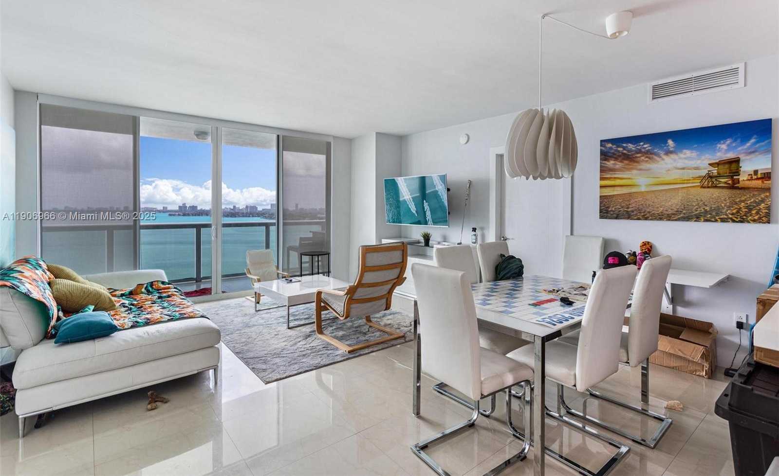 Small Image of 1800 NORTH BAYSHORE DR #1807, Miami Number 2