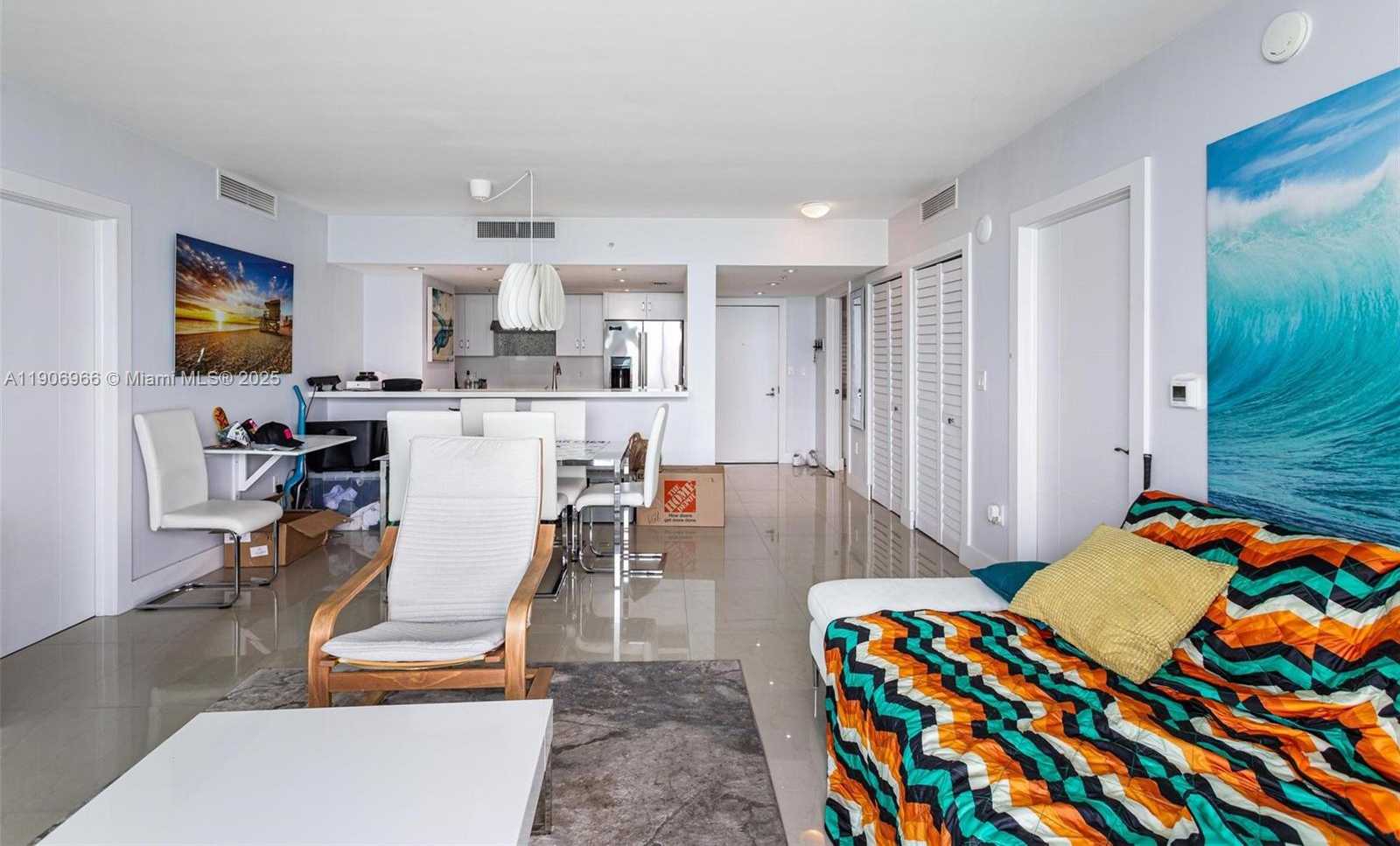 Small Image of 1800 NORTH BAYSHORE DR #1807, Miami Number 4