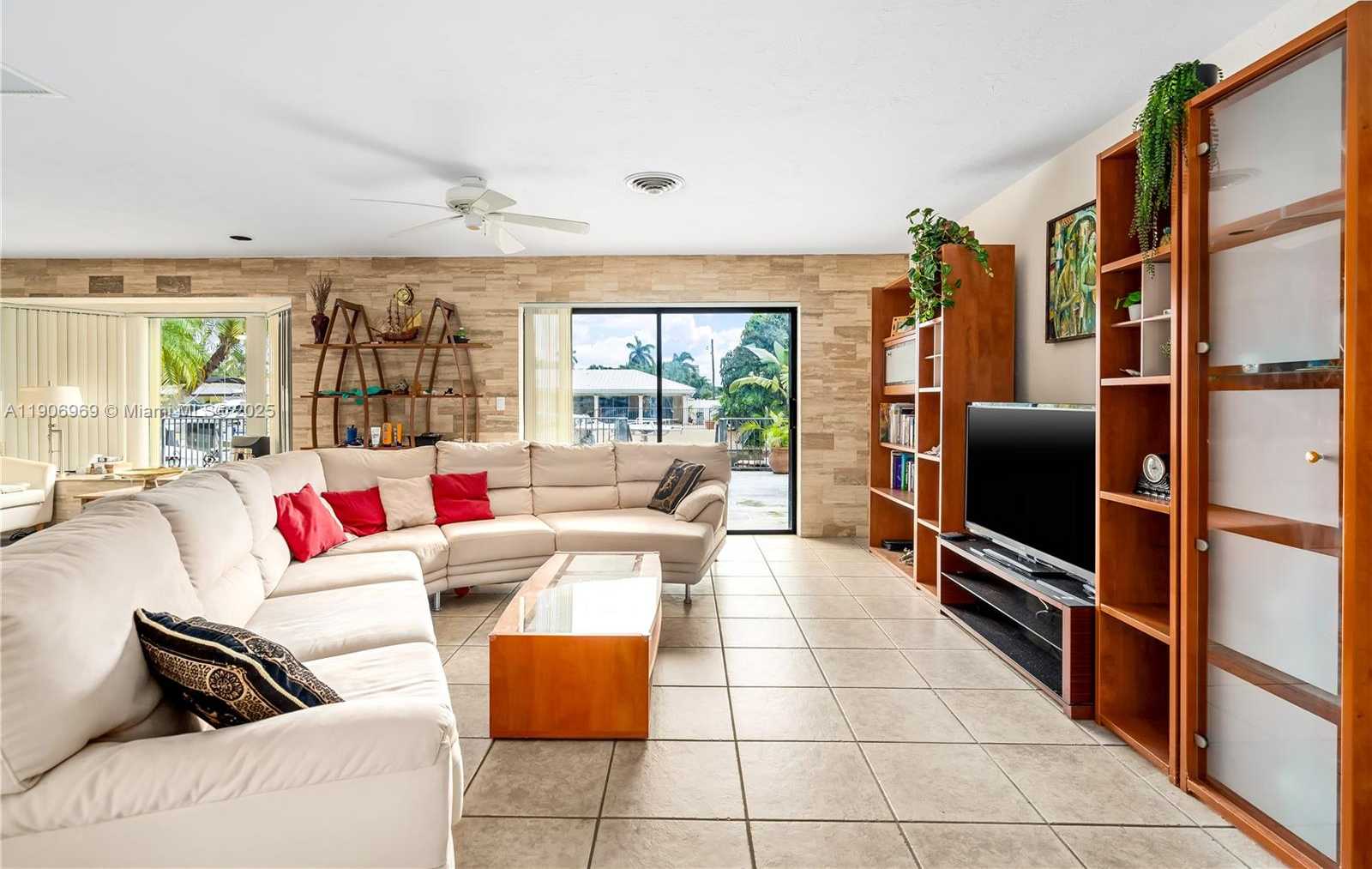 Small Image of 1016 NORTH EAST 26TH AVE #1016, Pompano Beach Number 11