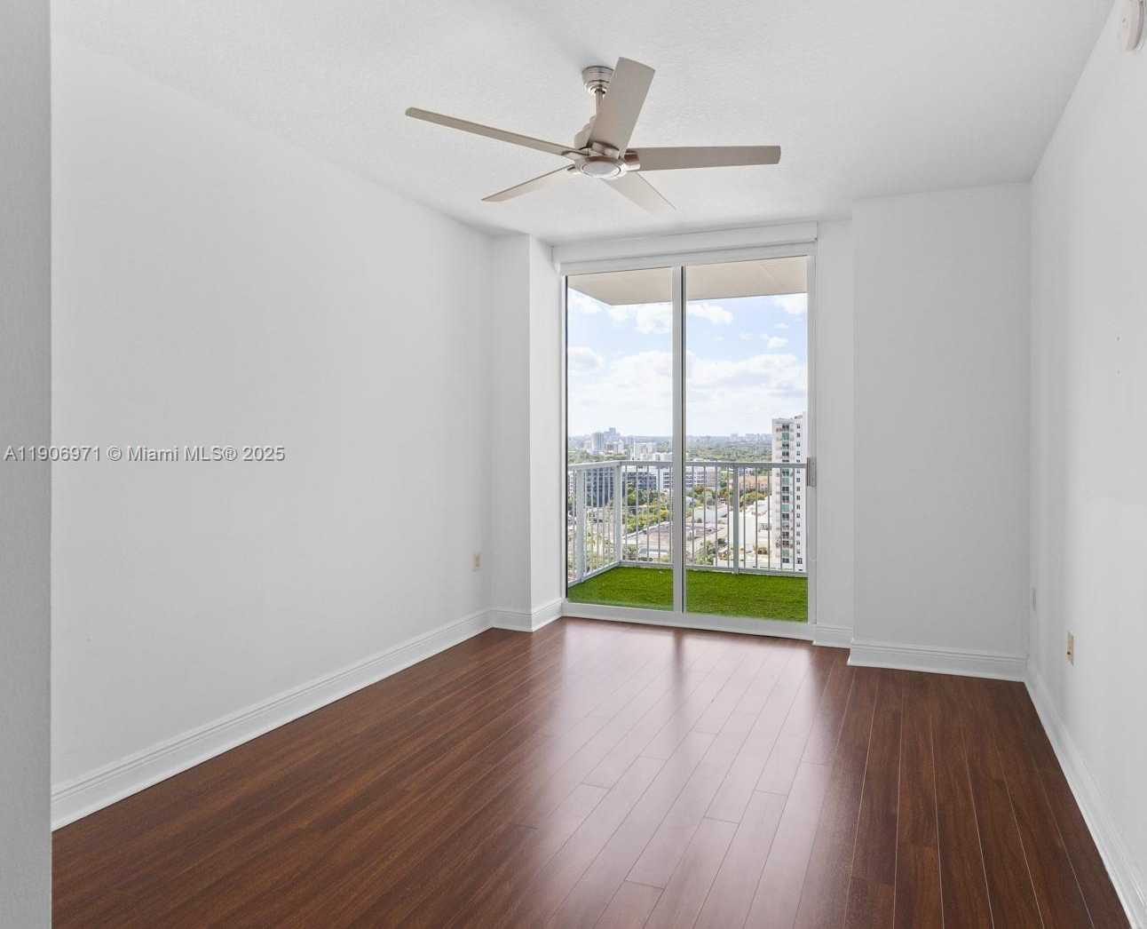 Small Image of 1250 SOUTH MIAMI AVE #1913, Miami Number 10