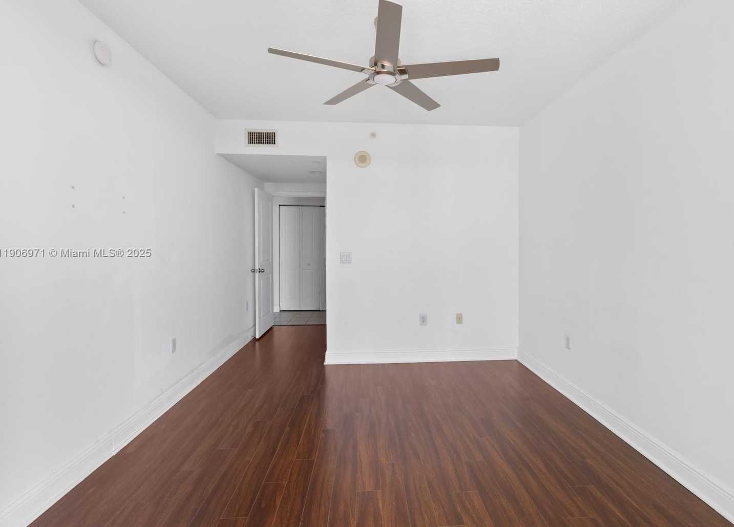 Small Image of 1250 SOUTH MIAMI AVE #1913, Miami Number 11
