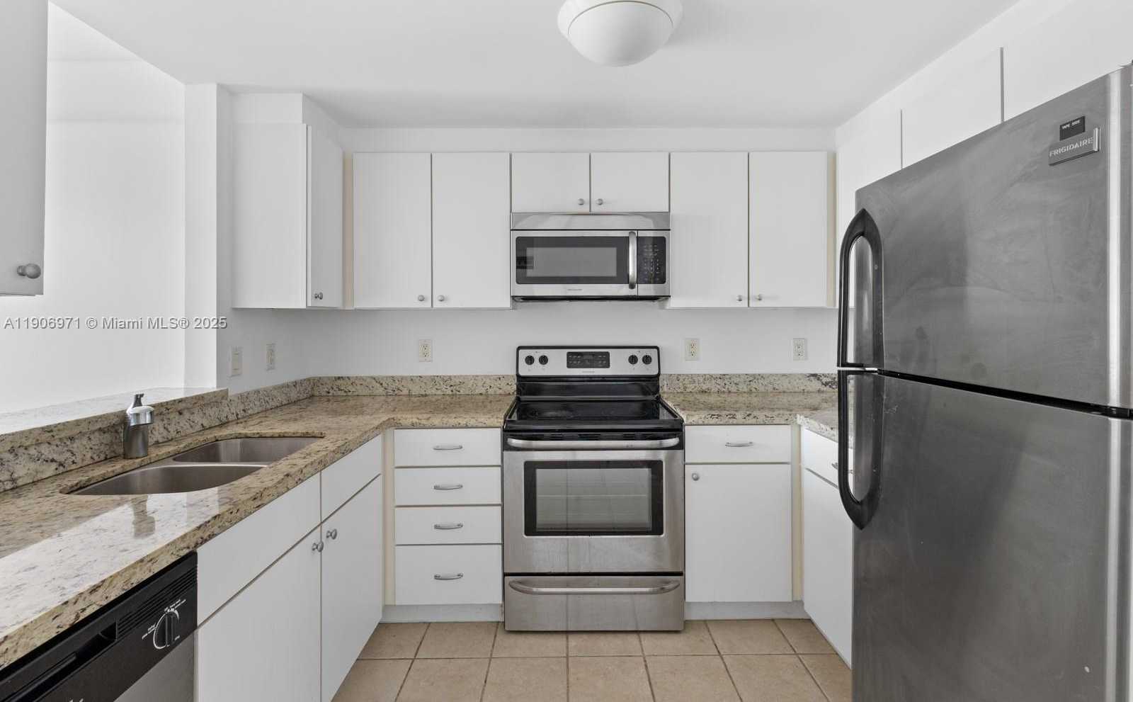 Small Image of 1250 SOUTH MIAMI AVE #1913, Miami Number 7