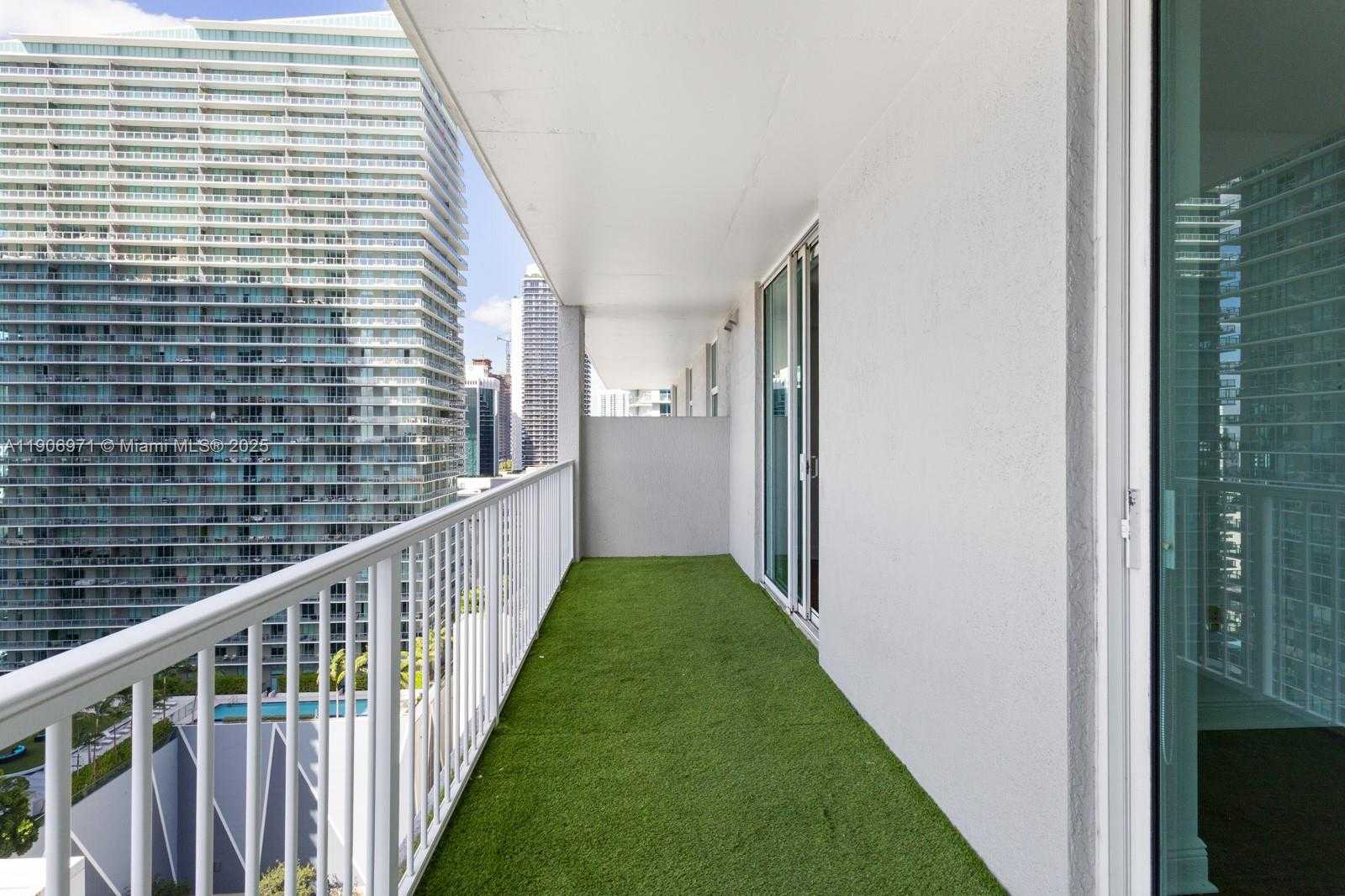 Small Image of 1250 SOUTH MIAMI AVE #1913, Miami Number 9