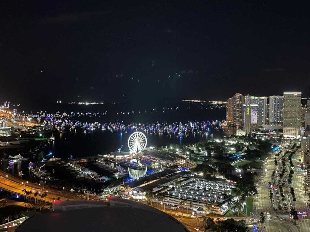 Small Image of 900 BISCAYNE BLVD #5005, Miami Number 19