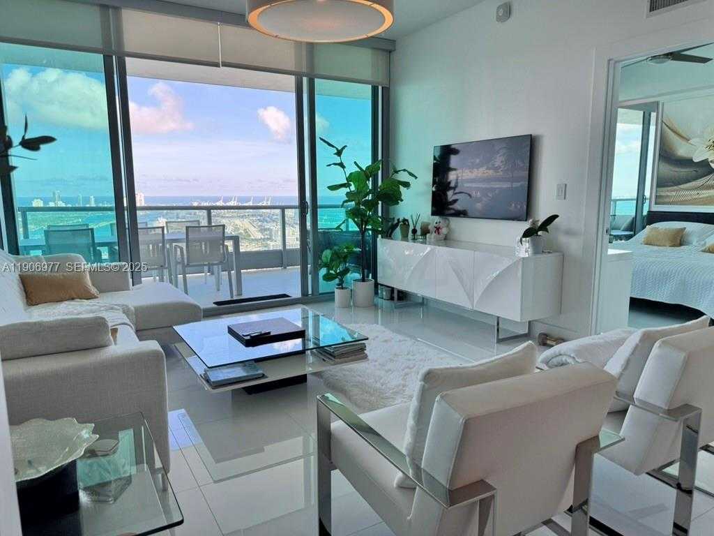 Small Image of 900 BISCAYNE BLVD #5005, Miami Number 37