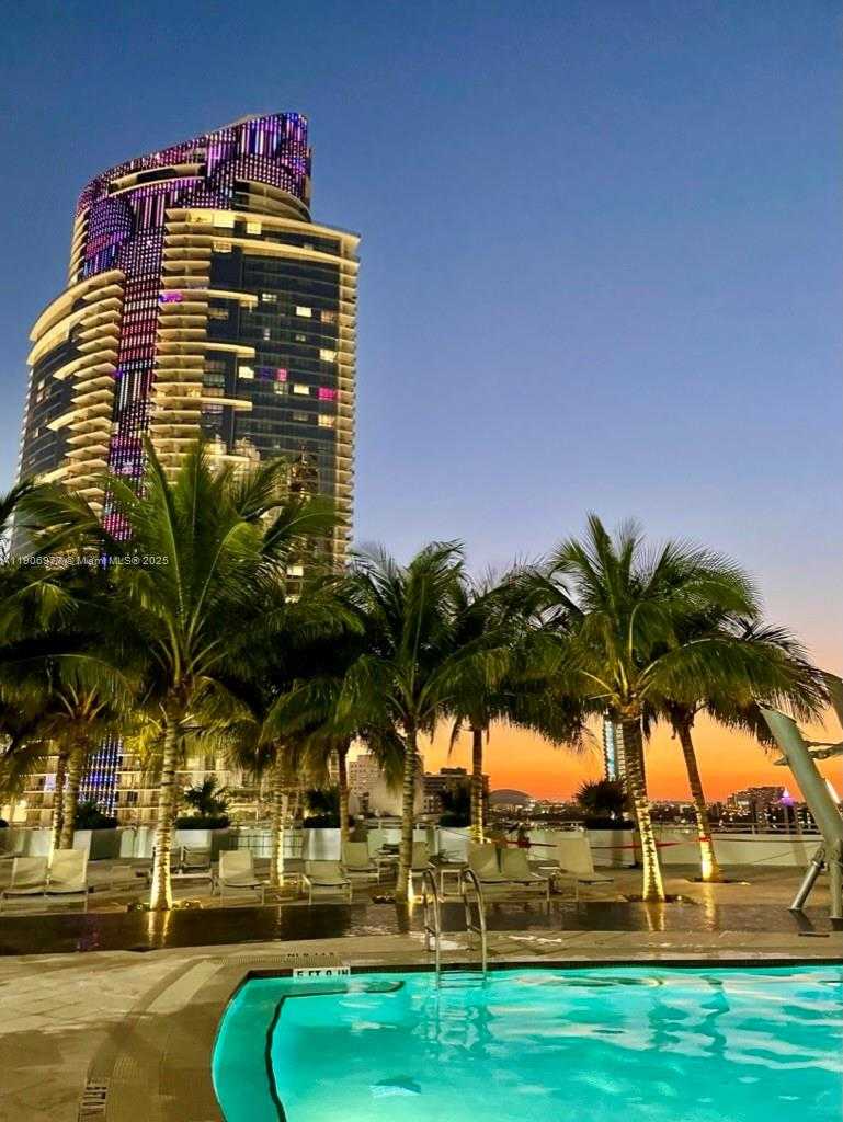 Small Image of 900 BISCAYNE BLVD #5005, Miami Number 9