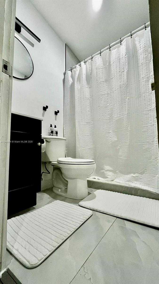 Small Image of 413 NORTH EAST 8TH ST #n/a, Pompano Beach Number 18