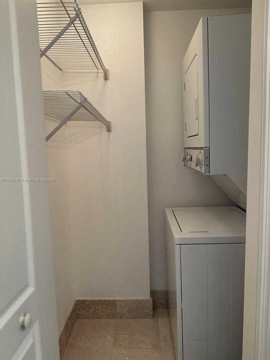 Small Image of 2701 SOUTH WEST 3RD AVE #606, Miami Number 15