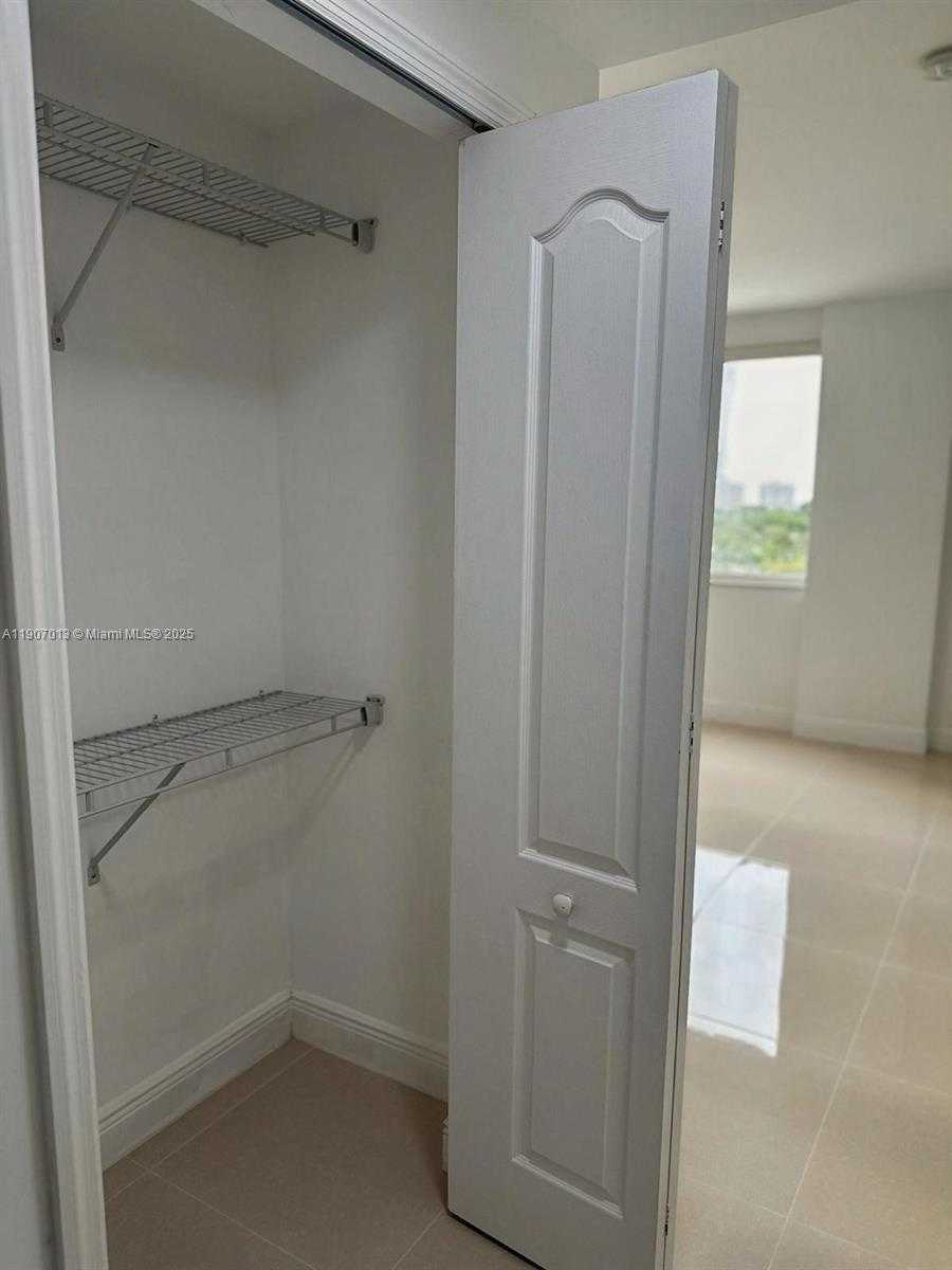 Small Image of 2701 SOUTH WEST 3RD AVE #606, Miami Number 8