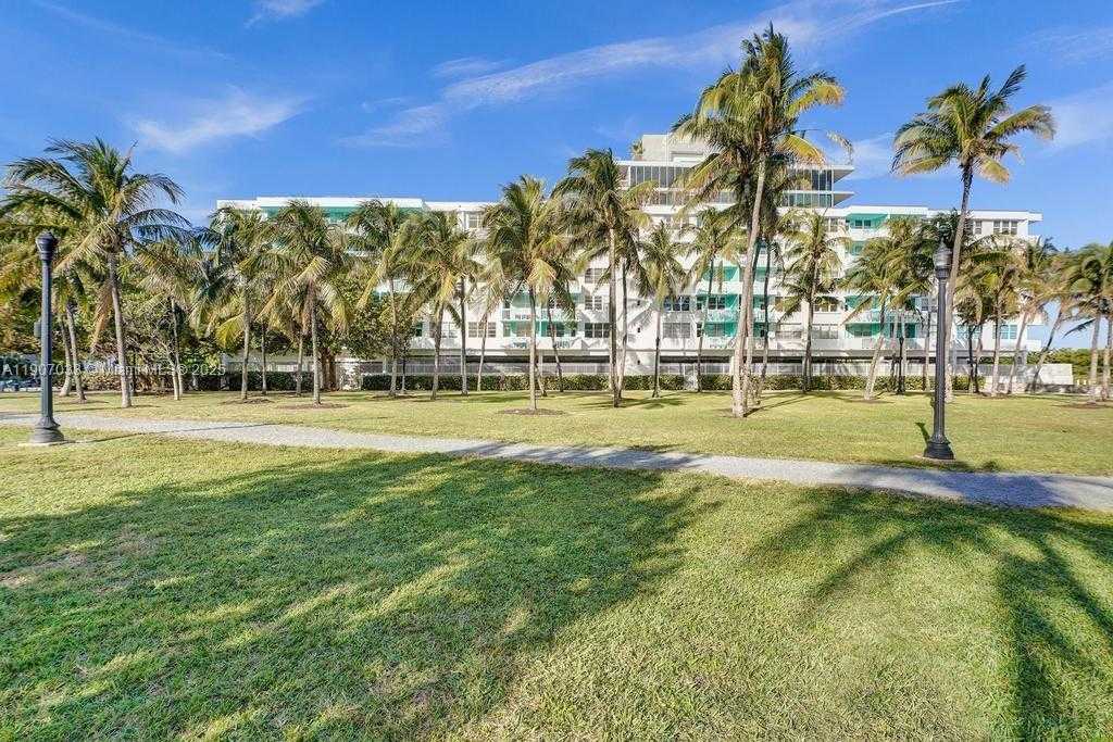 Small Image of 301 OCEAN DR #402, Miami Beach Number 40