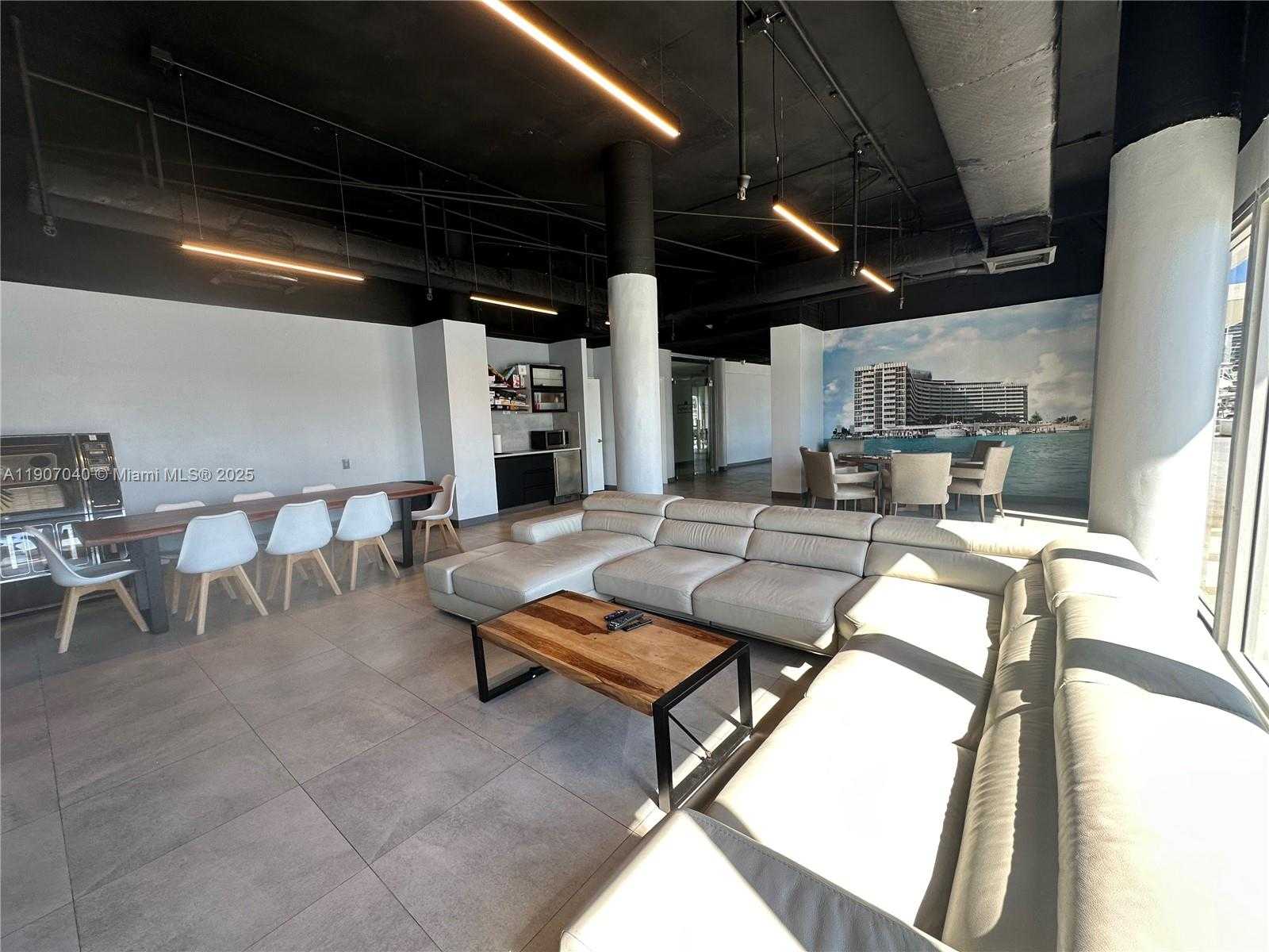 Small Image of 900 BAY DR #413, Miami Beach Number 13