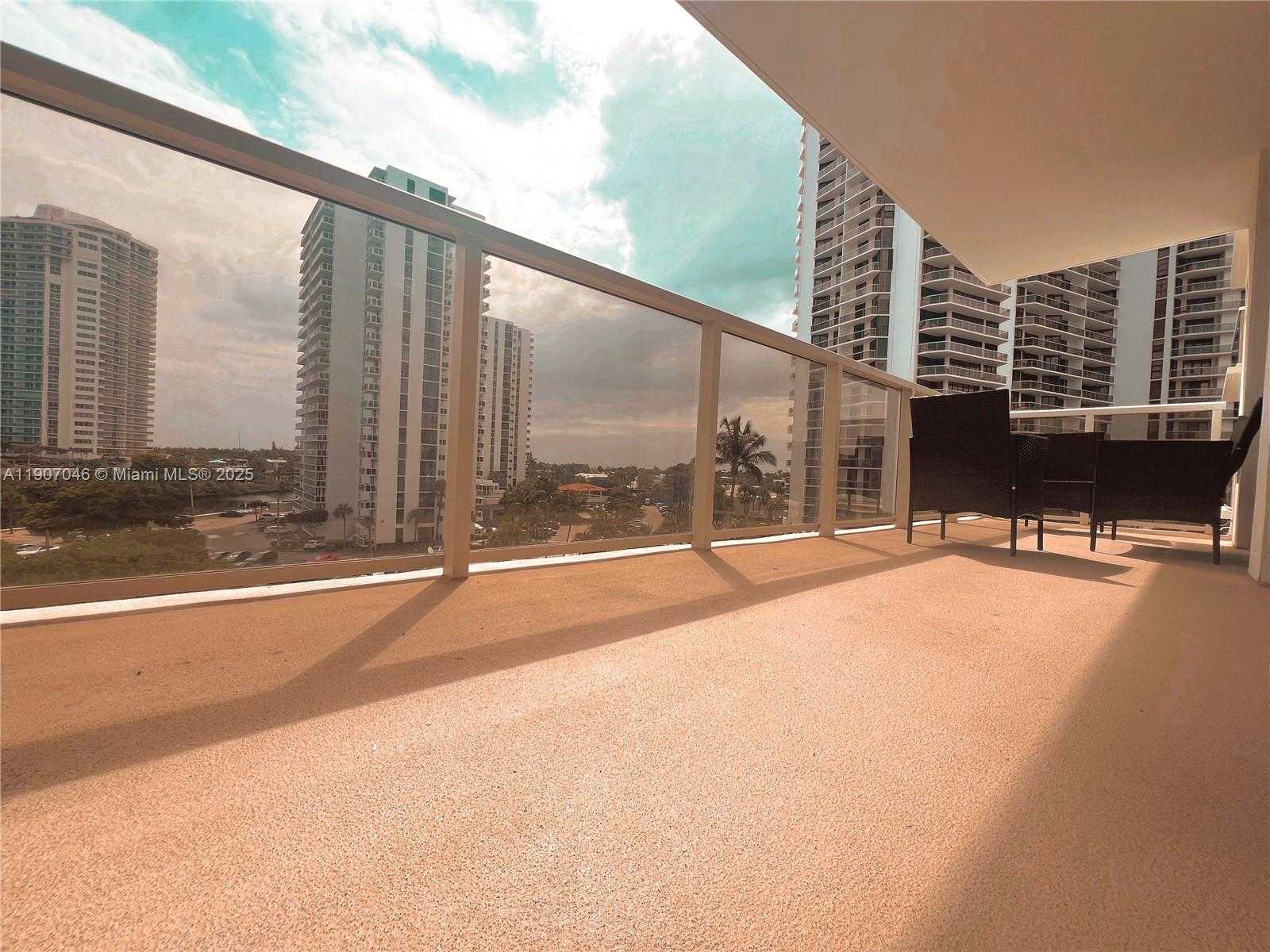 Small Image of 3731 NORTH COUNTRY CLUB DR #622, Aventura Number 11