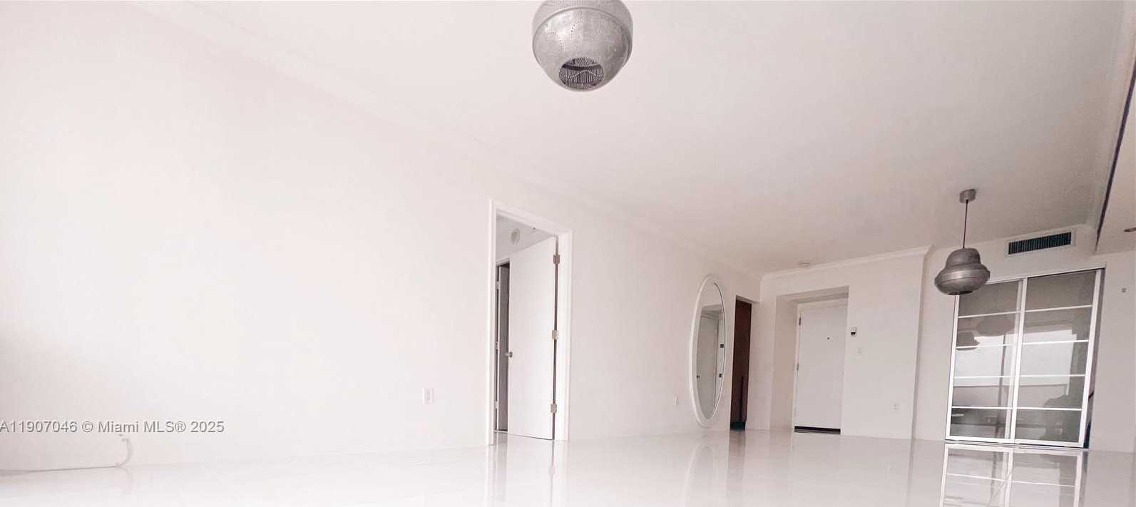 Small Image of 3731 NORTH COUNTRY CLUB DR #622, Aventura Number 3