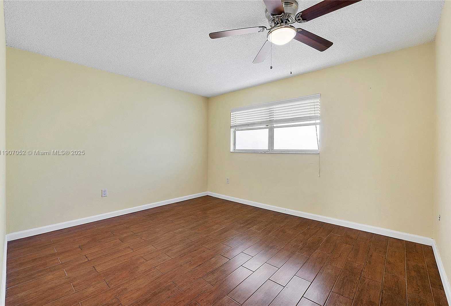 Small Image of 3600 NORTH EAST 170TH ST #211, North Miami Beach Number 9