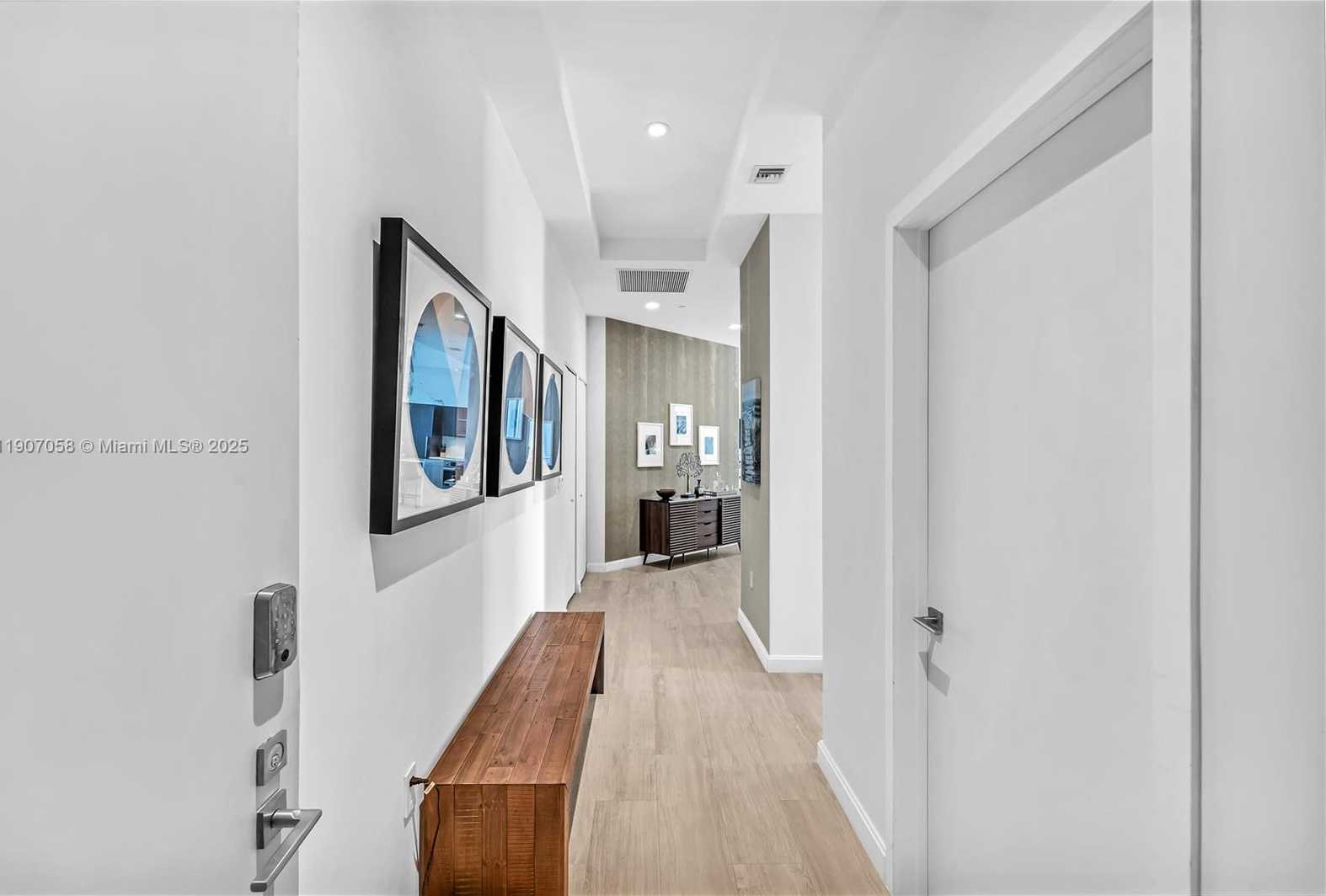 Small Image of 45 SOUTH WEST 9TH ST #4501, Miami Number 2