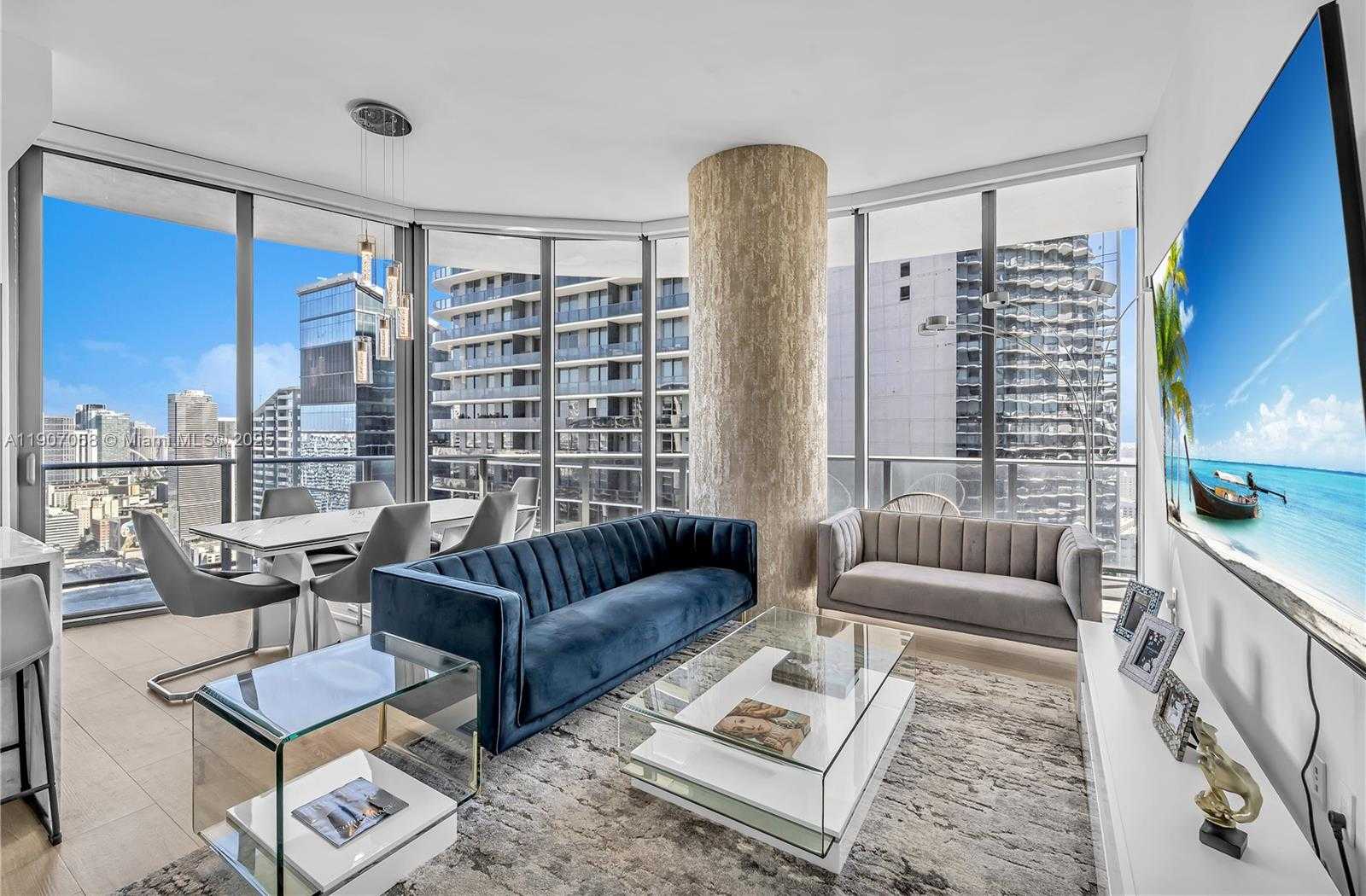 Small Image of 45 SOUTH WEST 9TH ST #4501, Miami Number 5