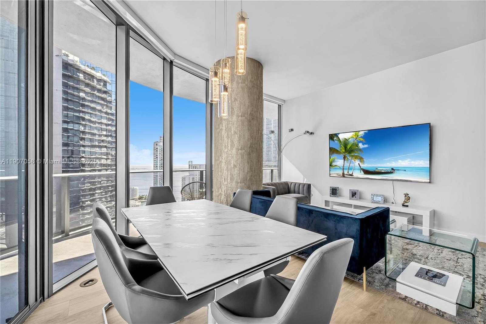 Small Image of 45 SOUTH WEST 9TH ST #4501, Miami Number 7