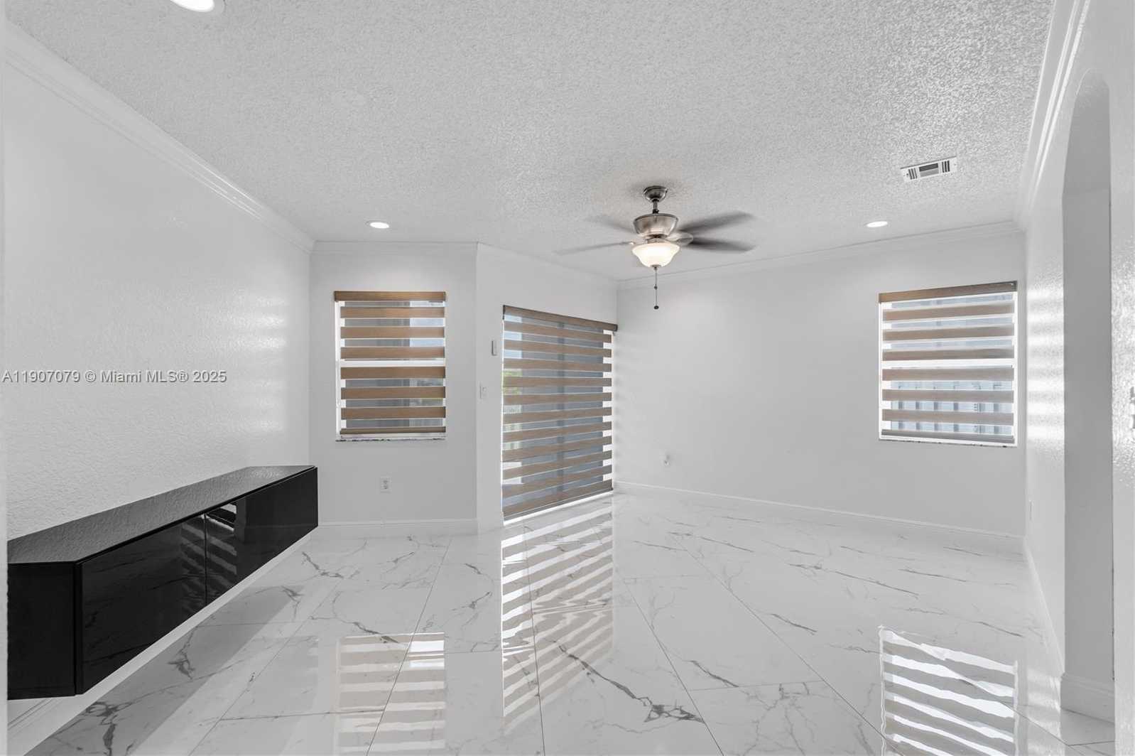 Small Image of 14308 SOUTH WEST 120TH CT #8-9, Miami Number 10