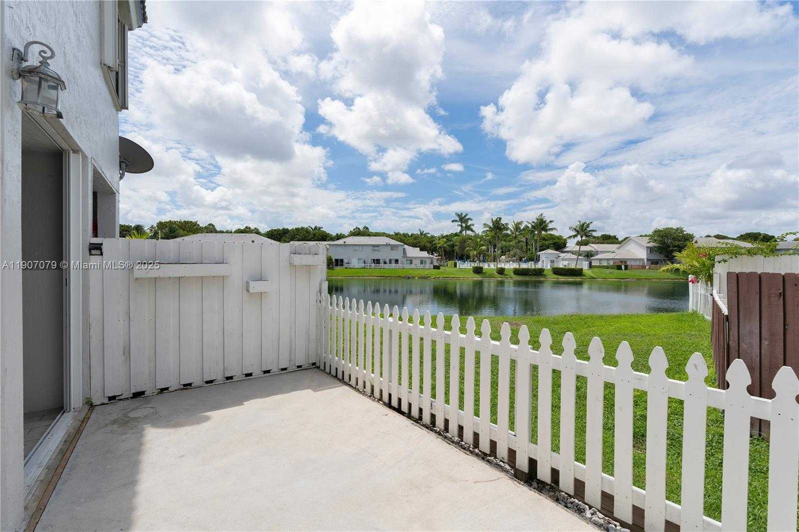 Small Image of 14308 SOUTH WEST 120TH CT #8-9, Miami Number 21