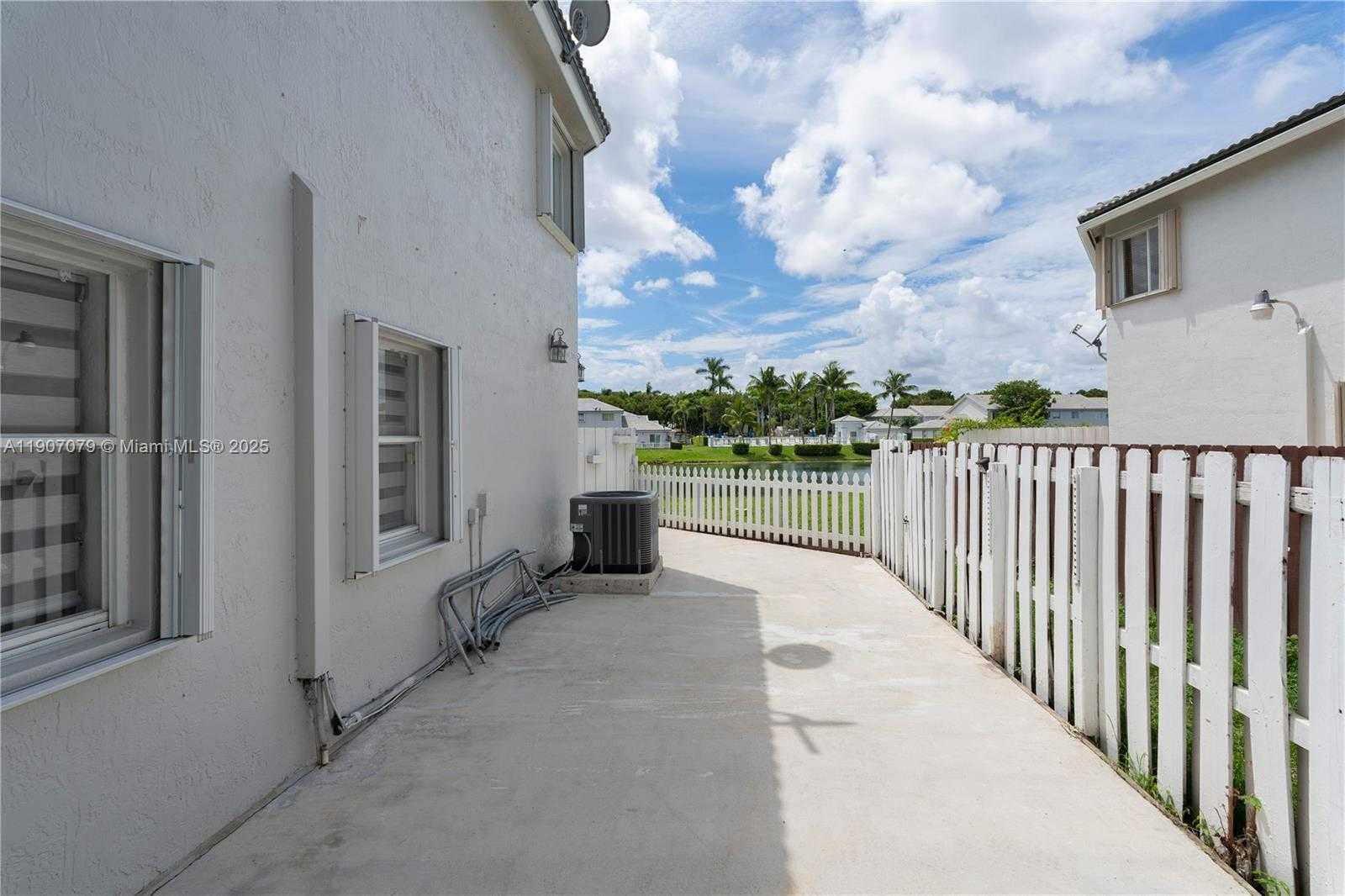 Small Image of 14308 SOUTH WEST 120TH CT #8-9, Miami Number 22