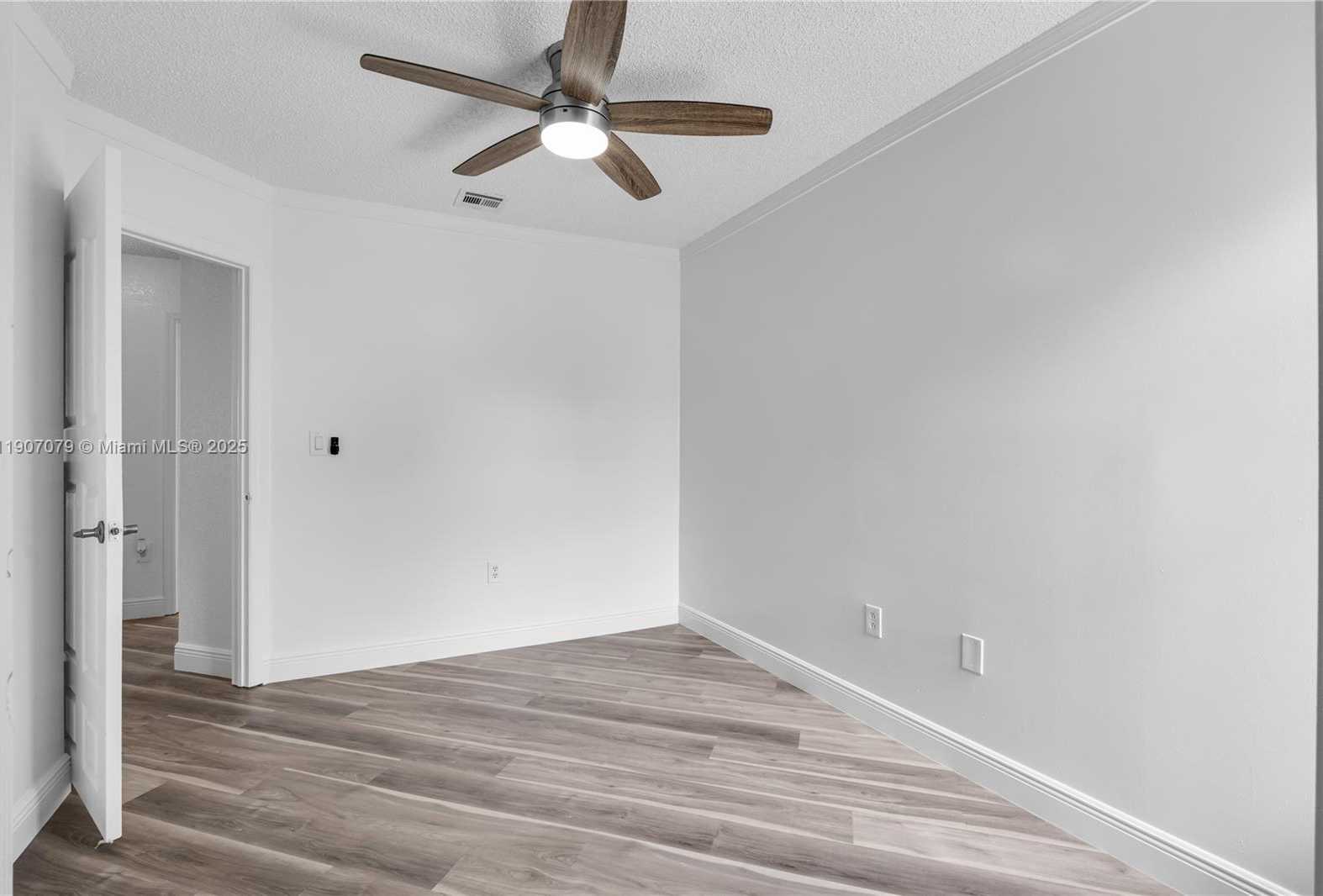 Small Image of 14308 SOUTH WEST 120TH CT #8-9, Miami Number 33