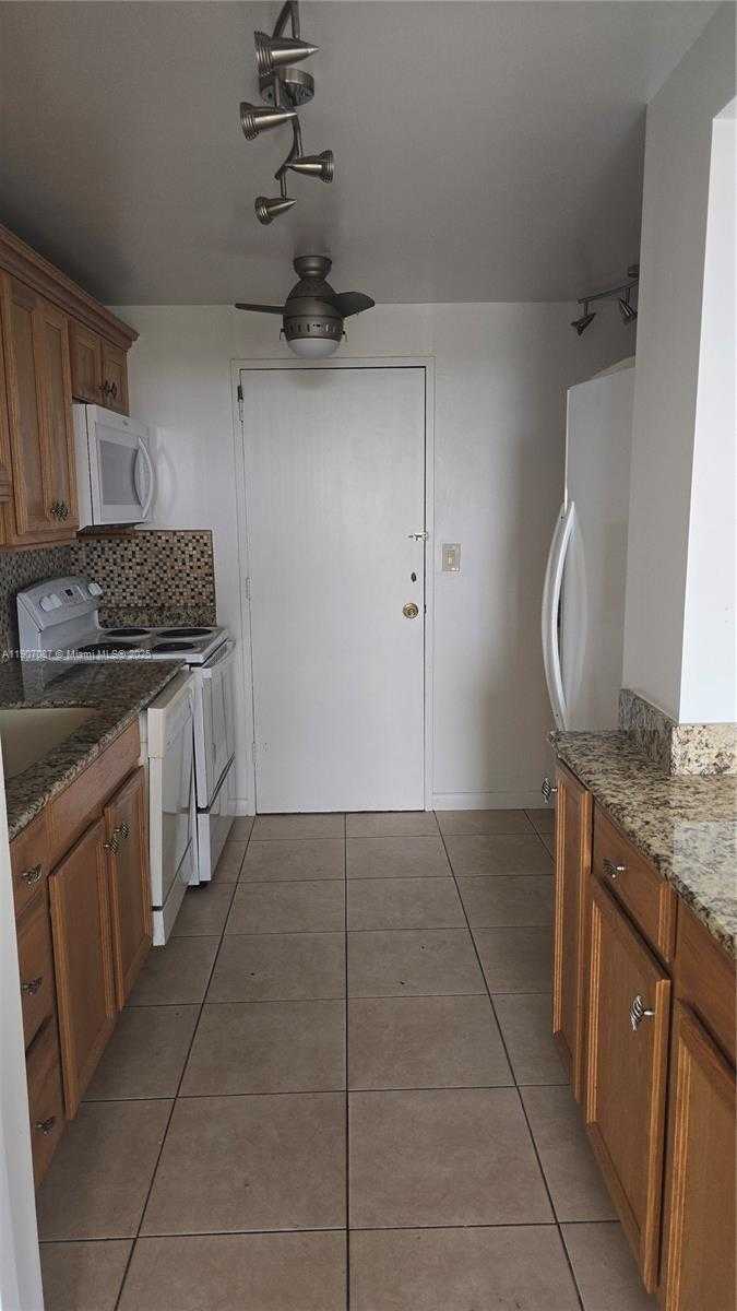 Small Image of 9800 WEST BAY HARBOR DR #601, Bay Harbor Islands Number 10