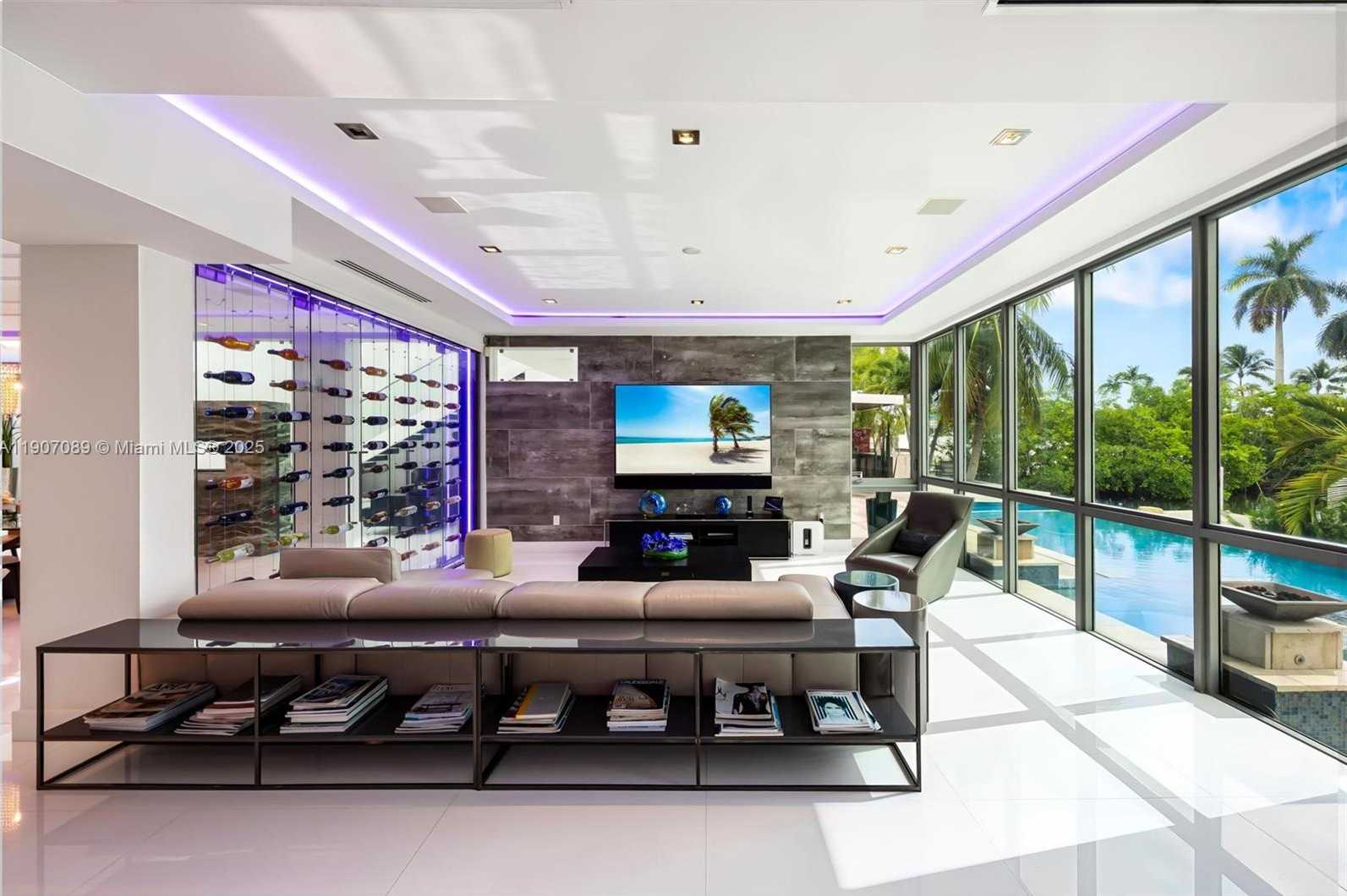 Small Image of 300 ROYAL PLAZA DR, Fort Lauderdale Number 20