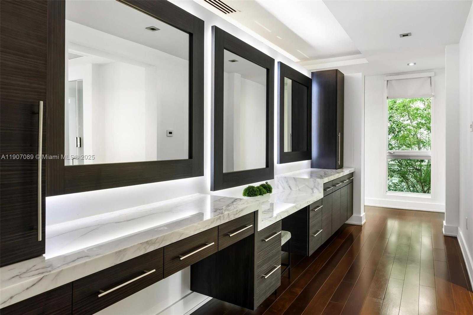 Small Image of 300 ROYAL PLAZA DR, Fort Lauderdale Number 61