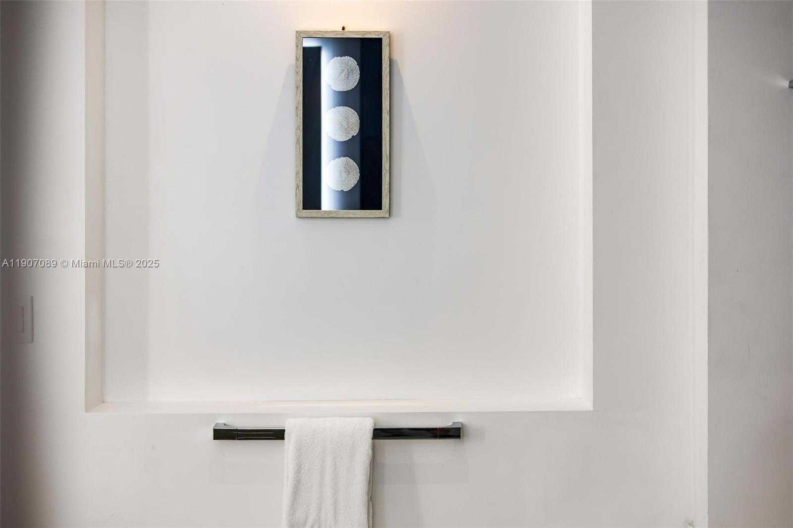 Small Image of 300 ROYAL PLAZA DR, Fort Lauderdale Number 64